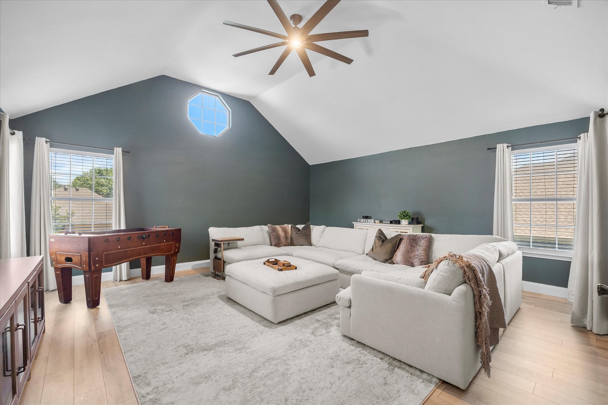 8705 Brookhollow Drive