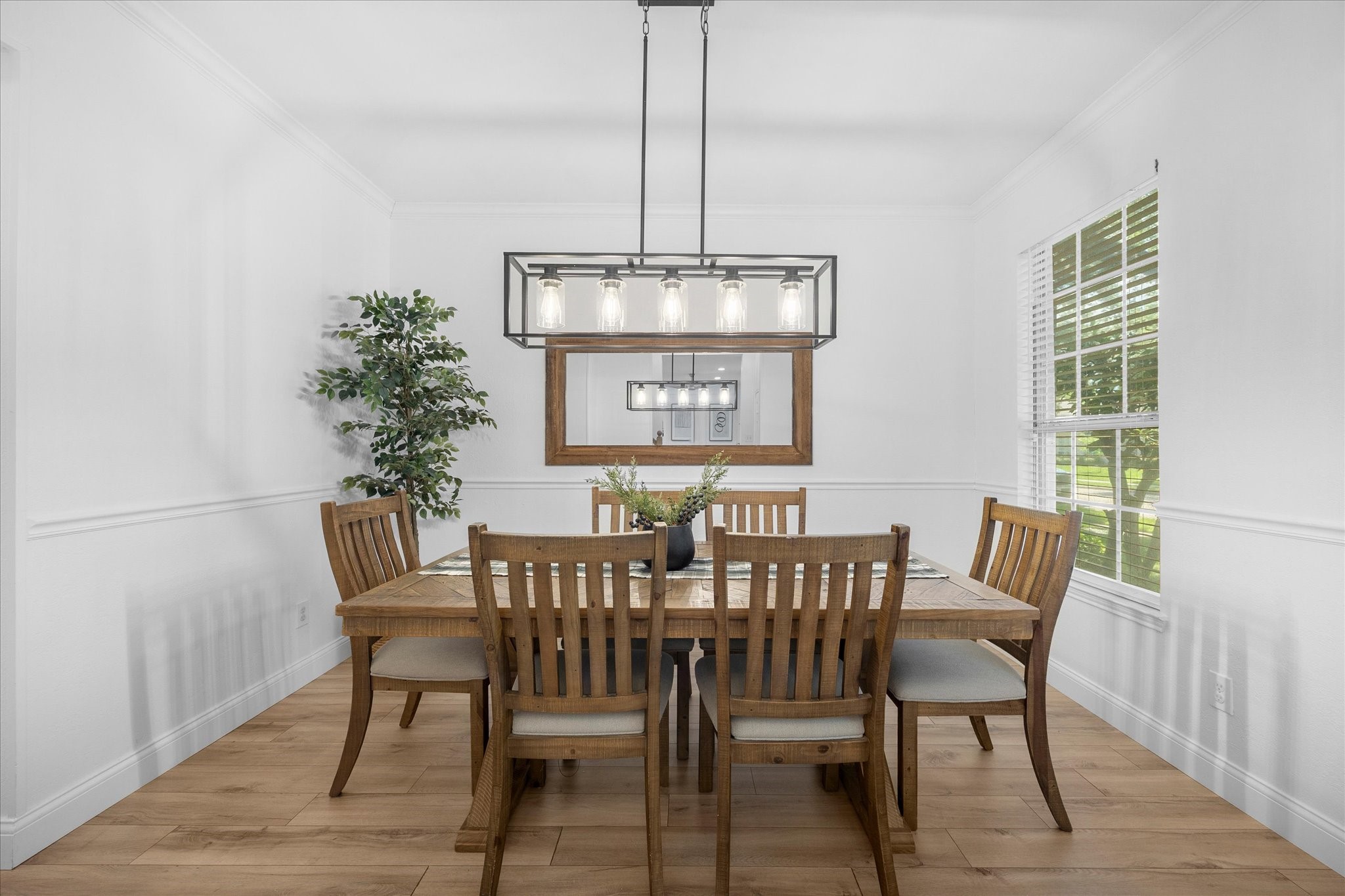 8705 Brookhollow Drive