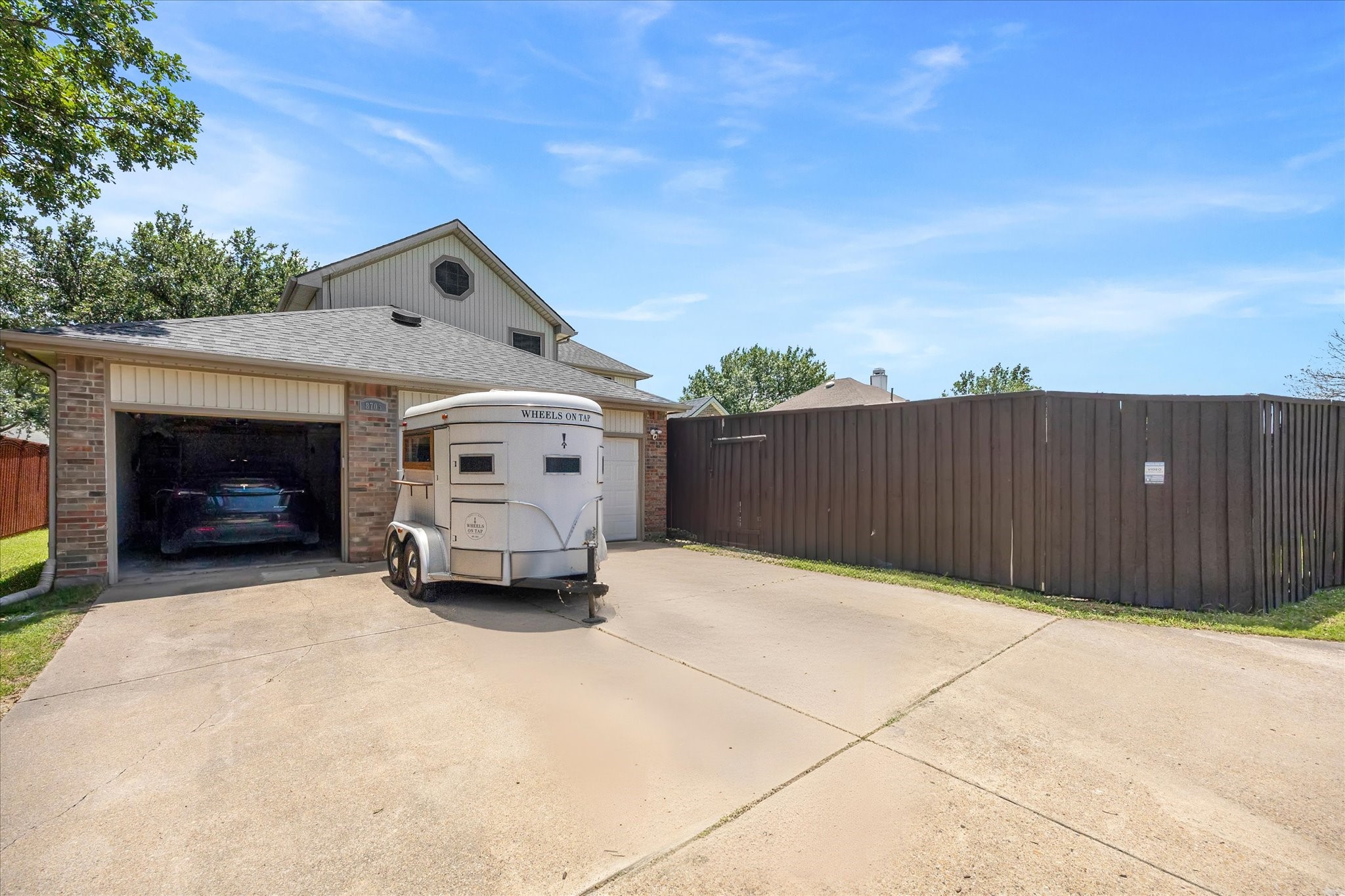 8705 Brookhollow Drive