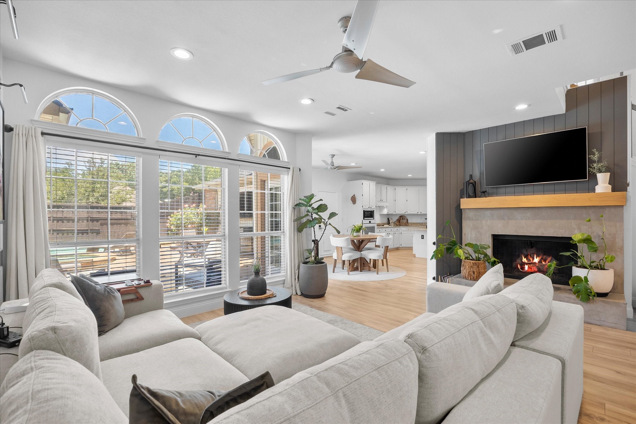 8705 Brookhollow Drive
