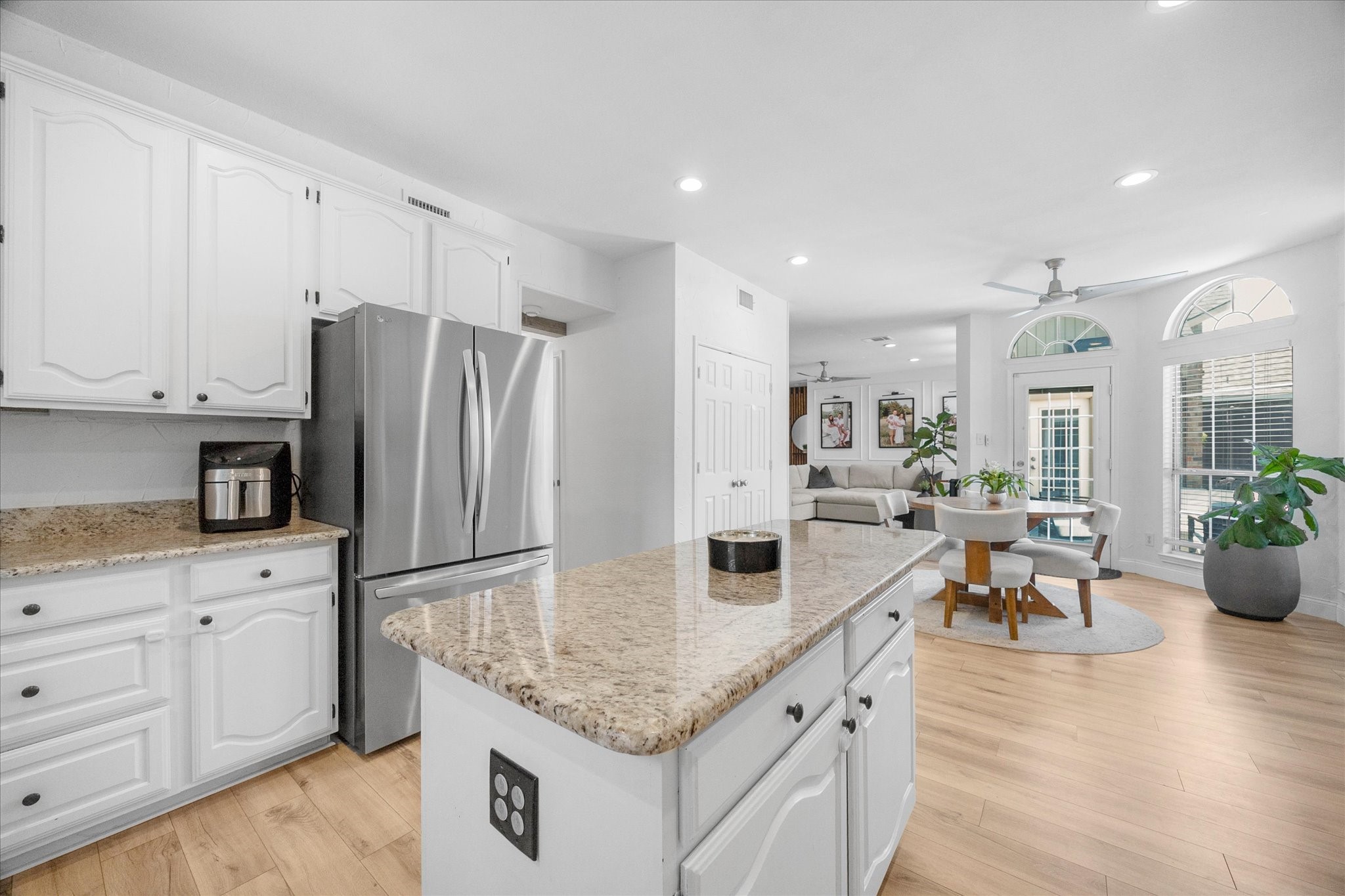 8705 Brookhollow Drive
