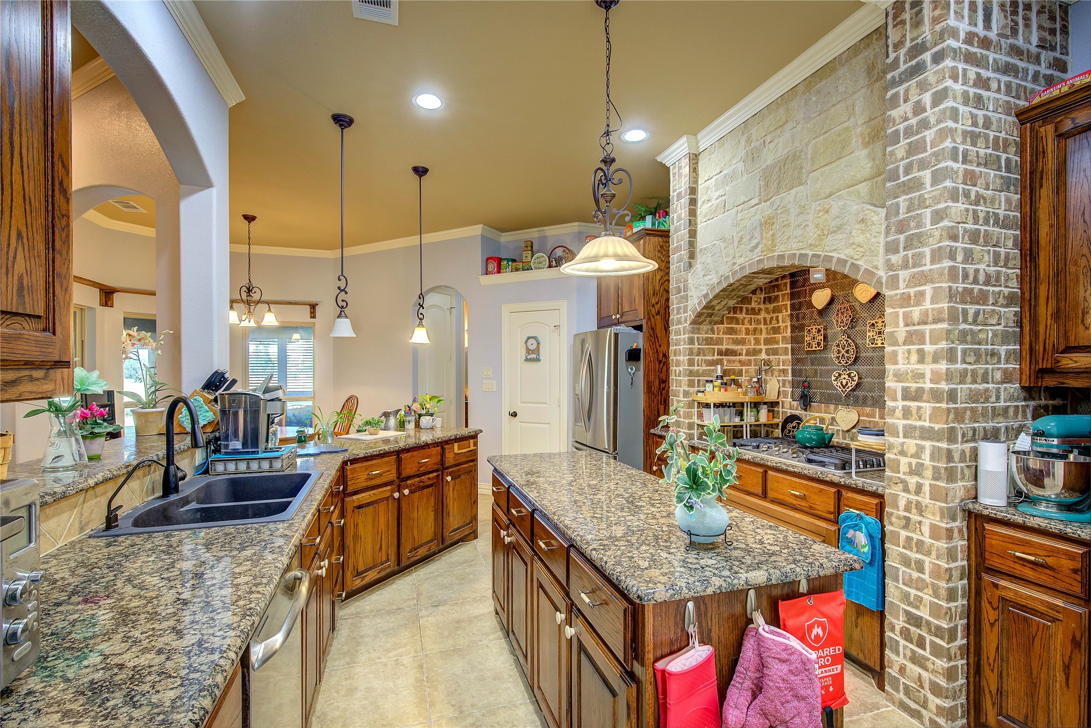 1066 Canyon Lake Road