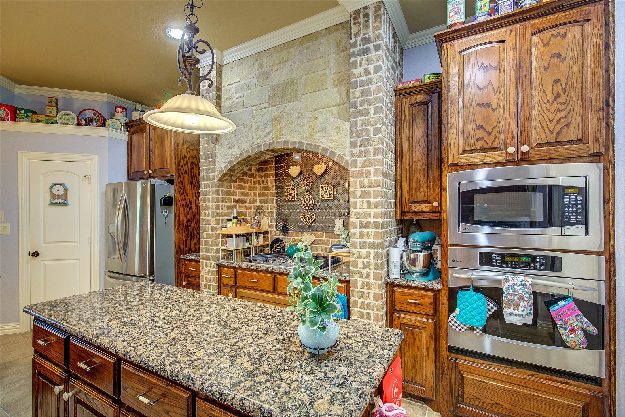 1066 Canyon Lake Road