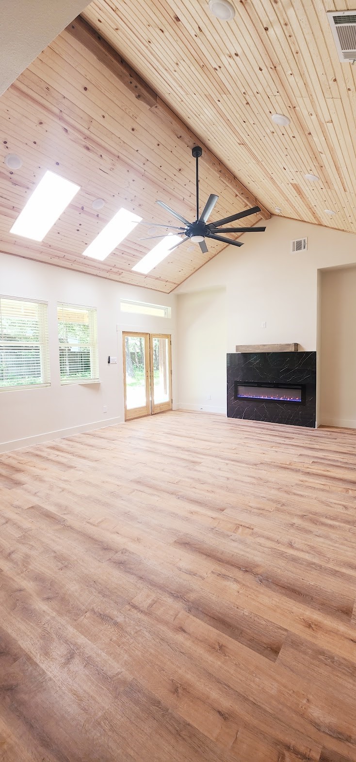 6702 Highland Oak Court