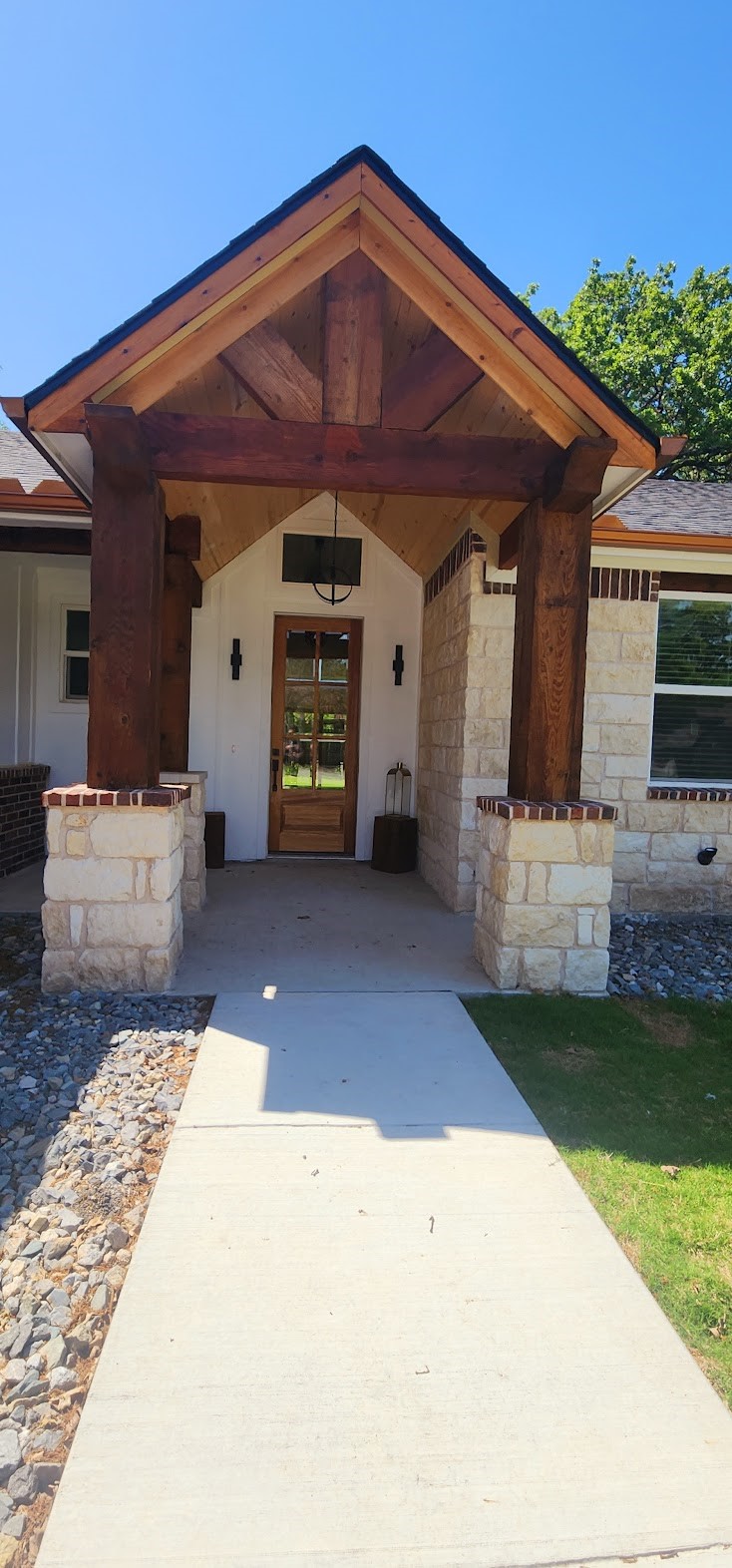6702 Highland Oak Court