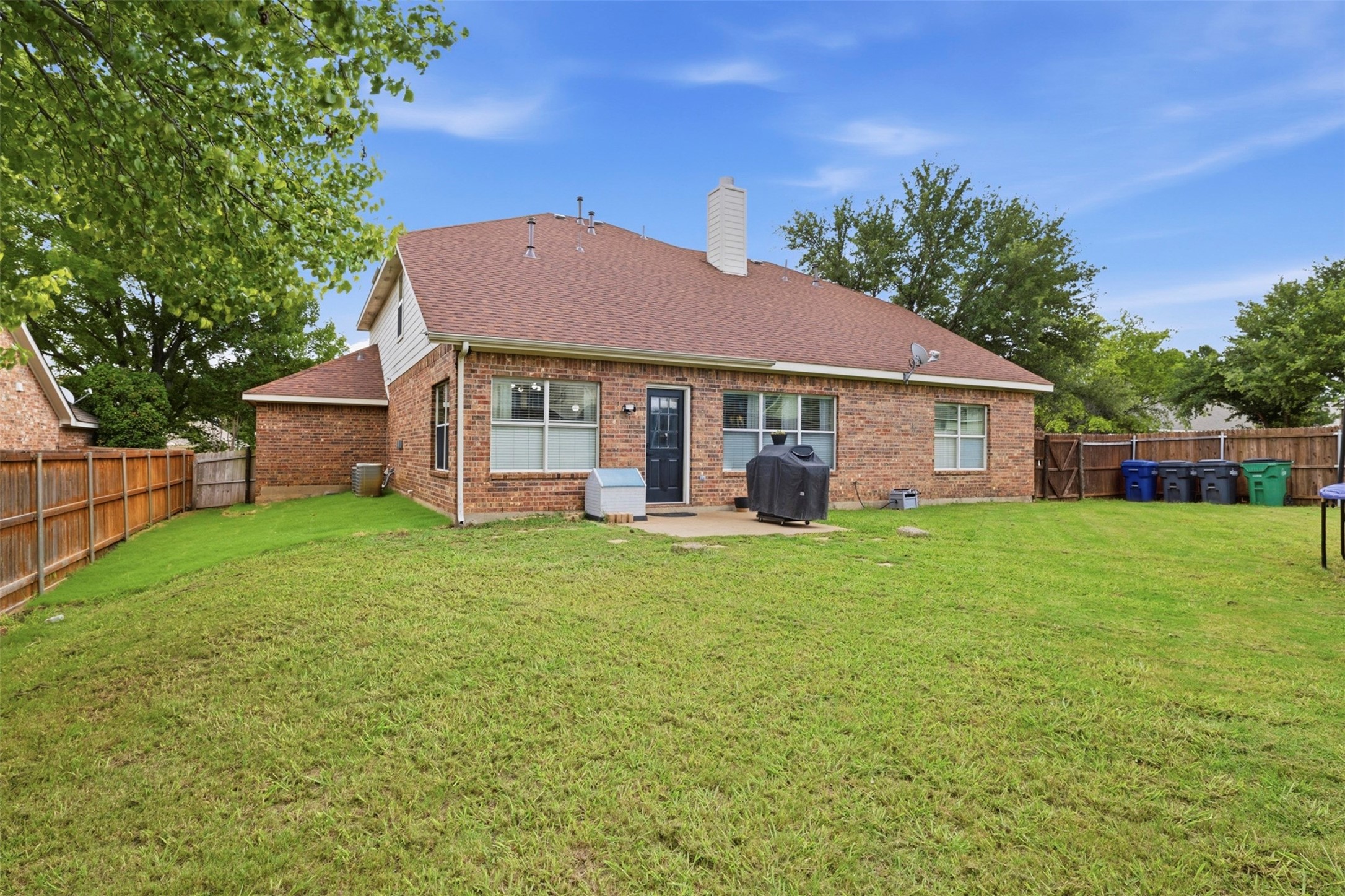 601 Cresthaven Drive