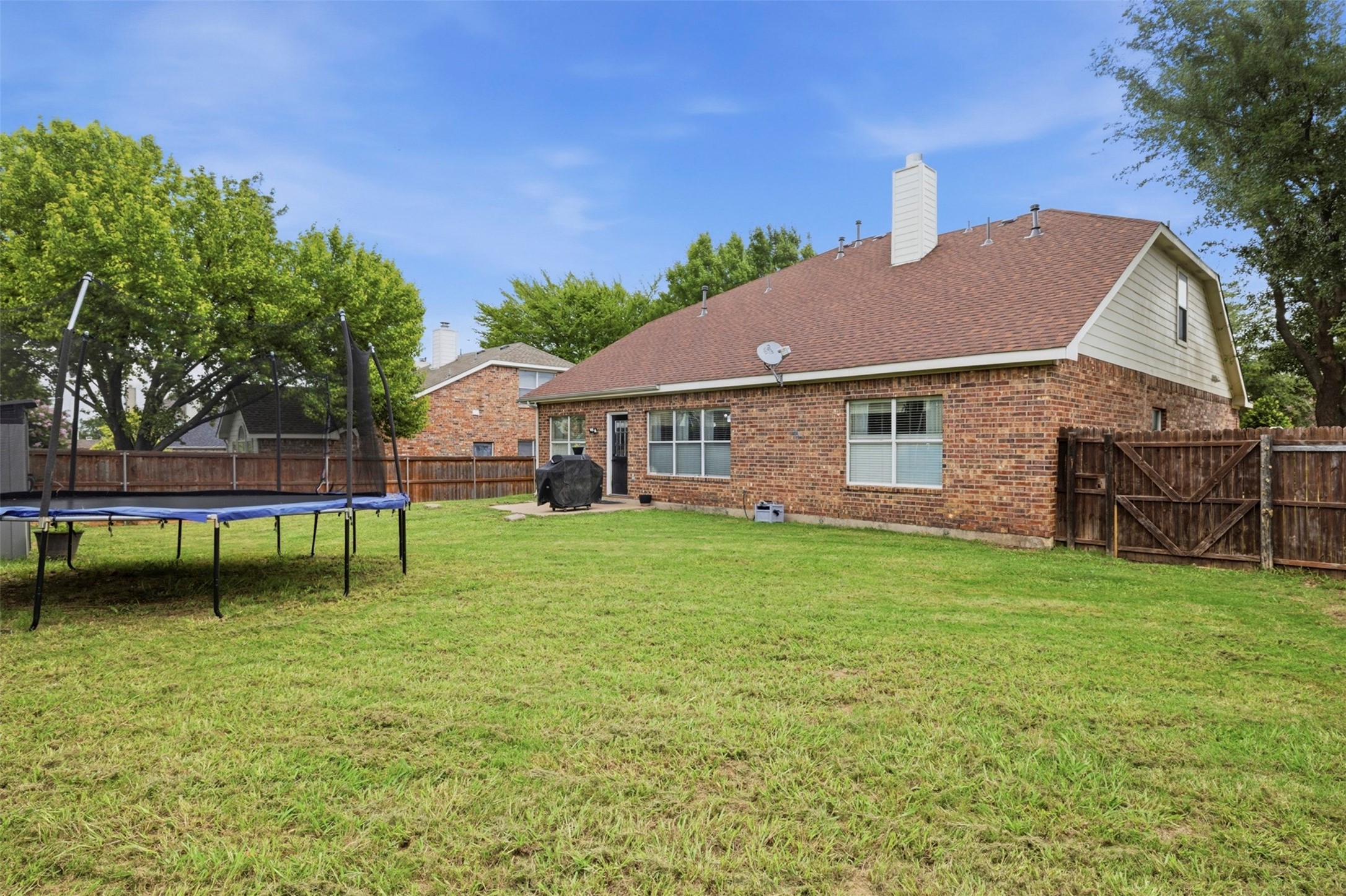 601 Cresthaven Drive