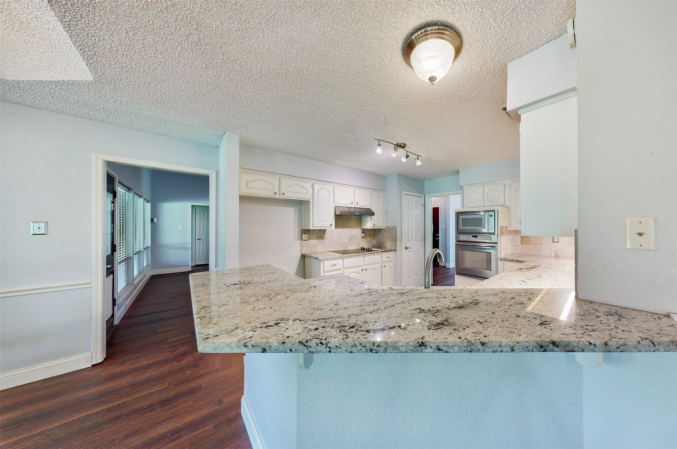 10614 Woodbridge Drive