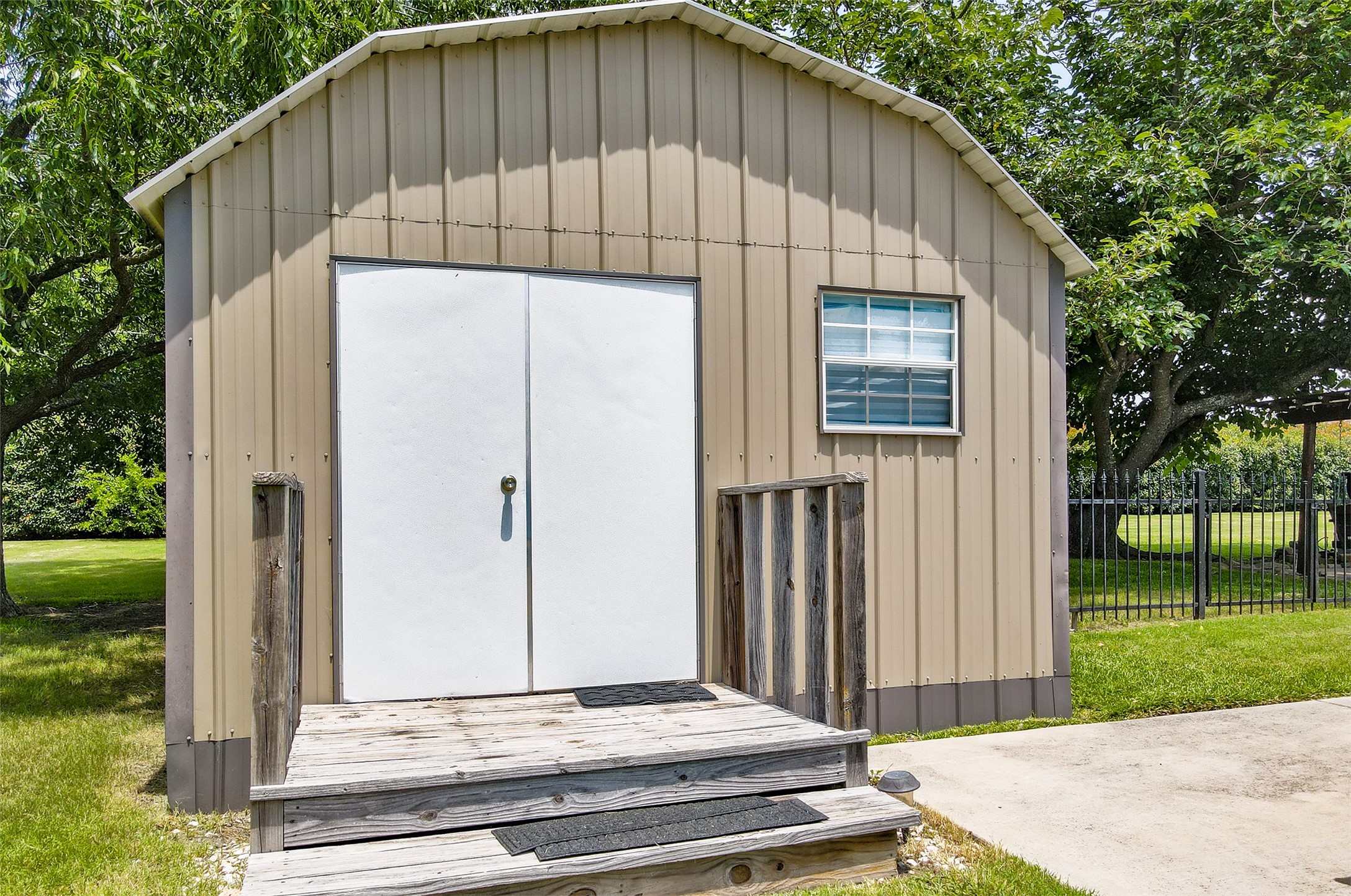 10614 Woodbridge Drive