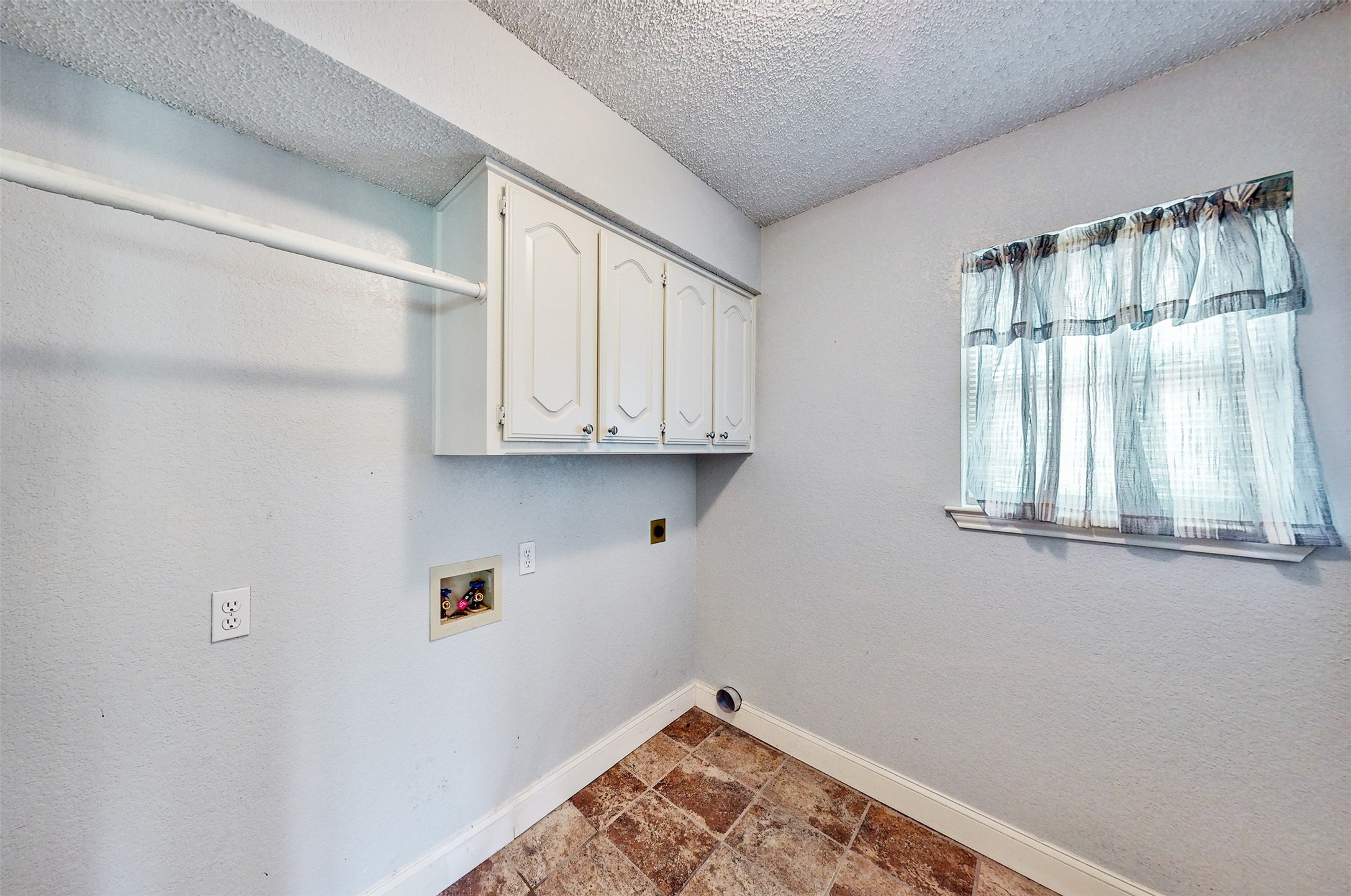 10614 Woodbridge Drive