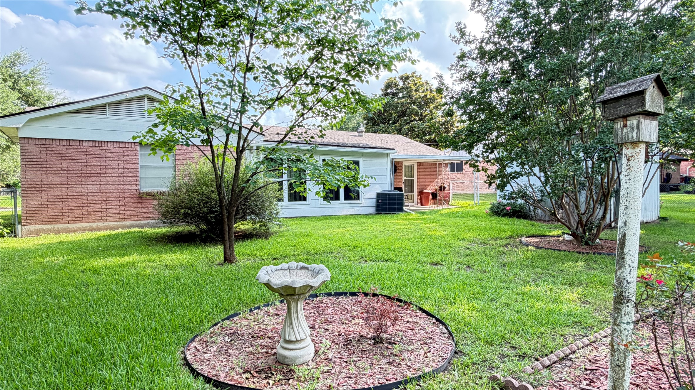 309 Glen Oaks