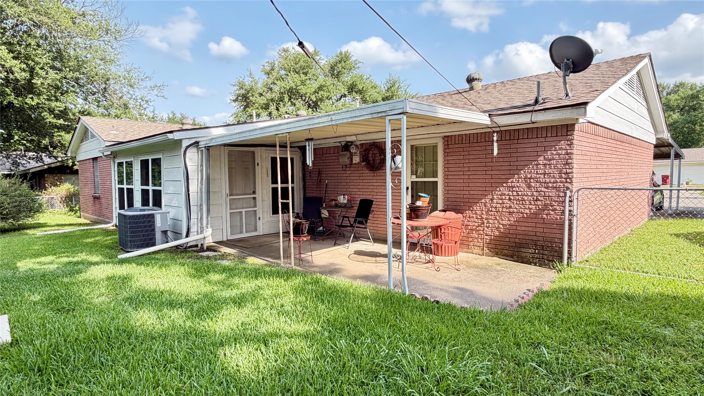 309 Glen Oaks