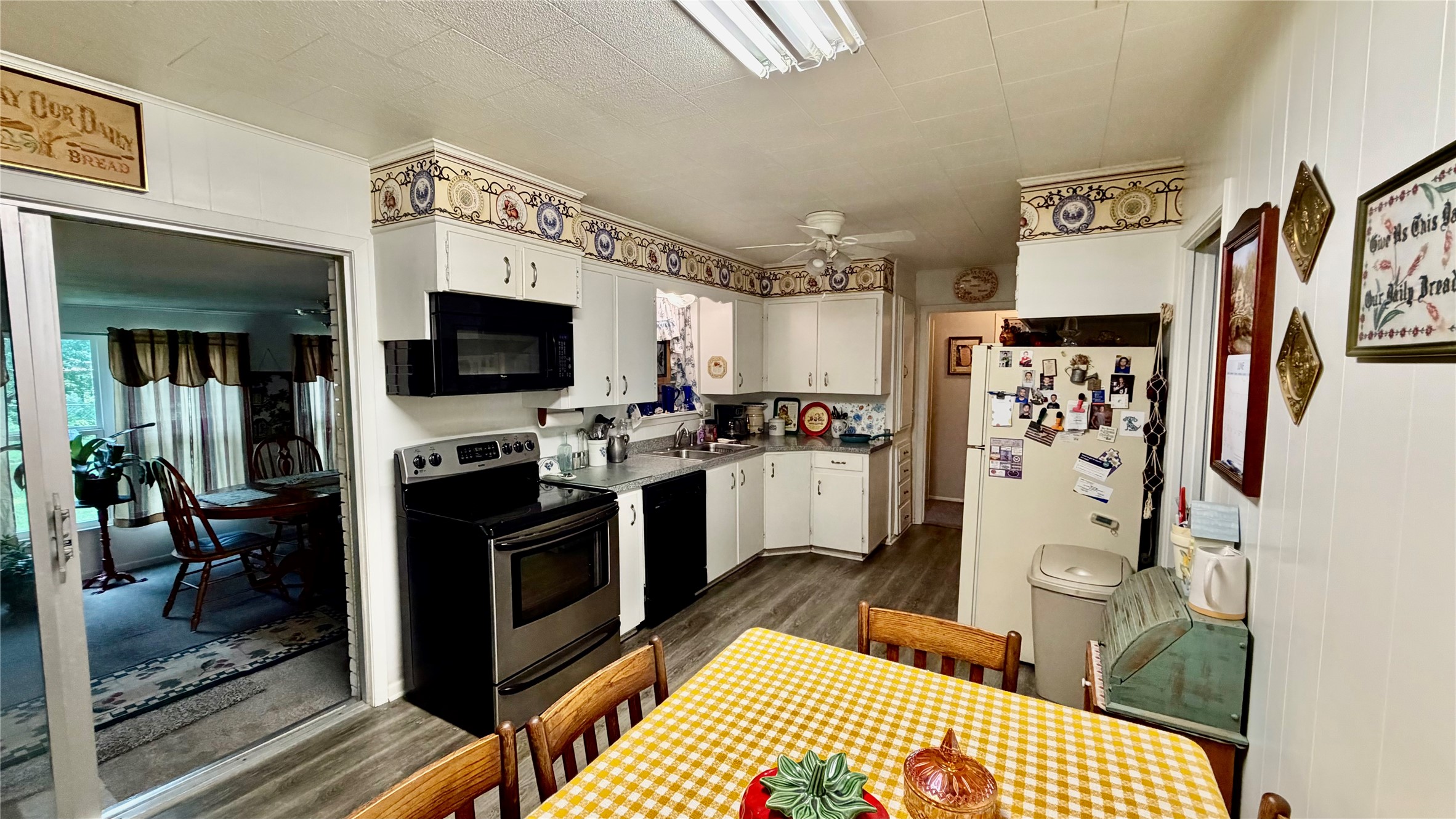 309 Glen Oaks