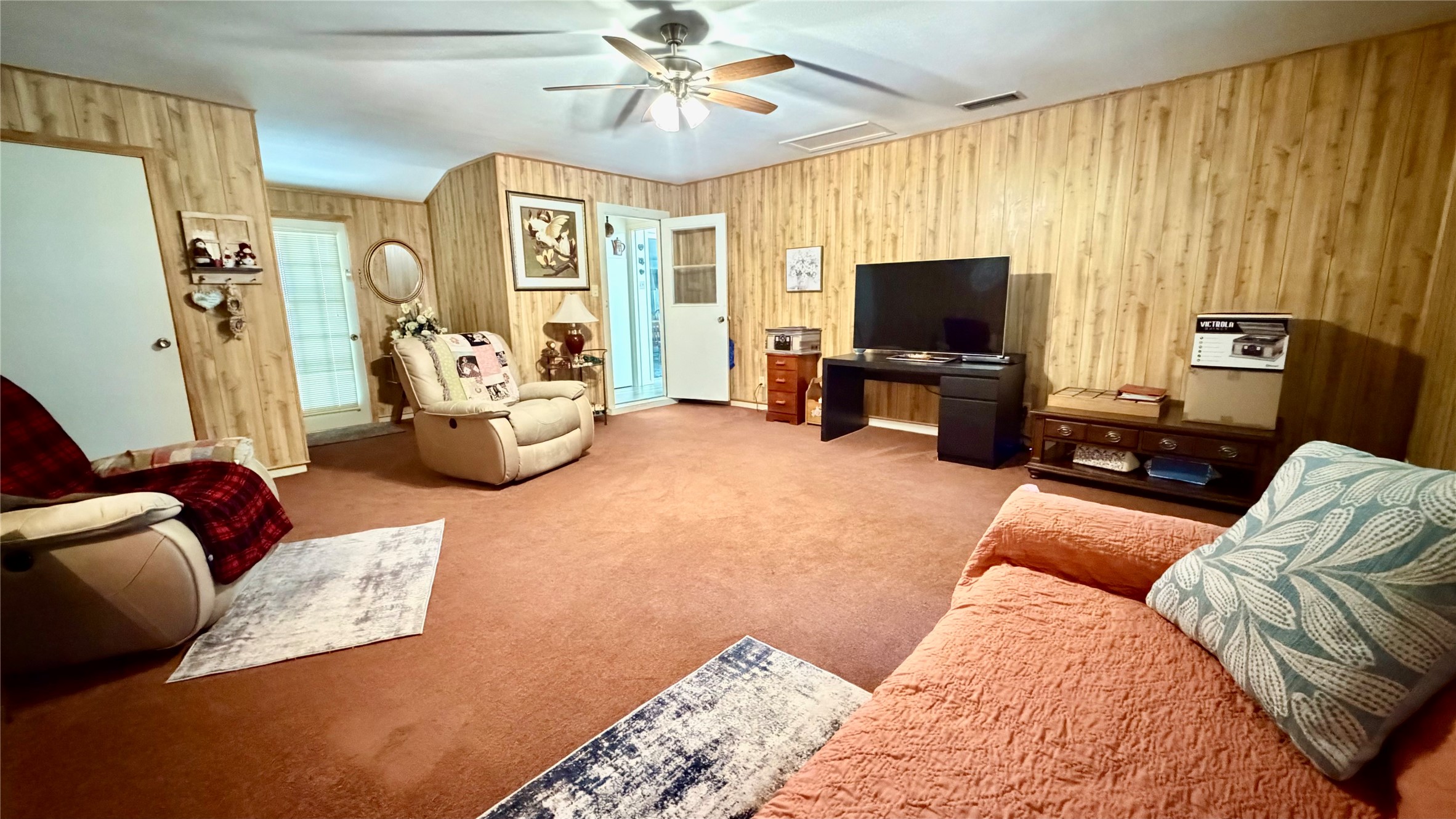 309 Glen Oaks