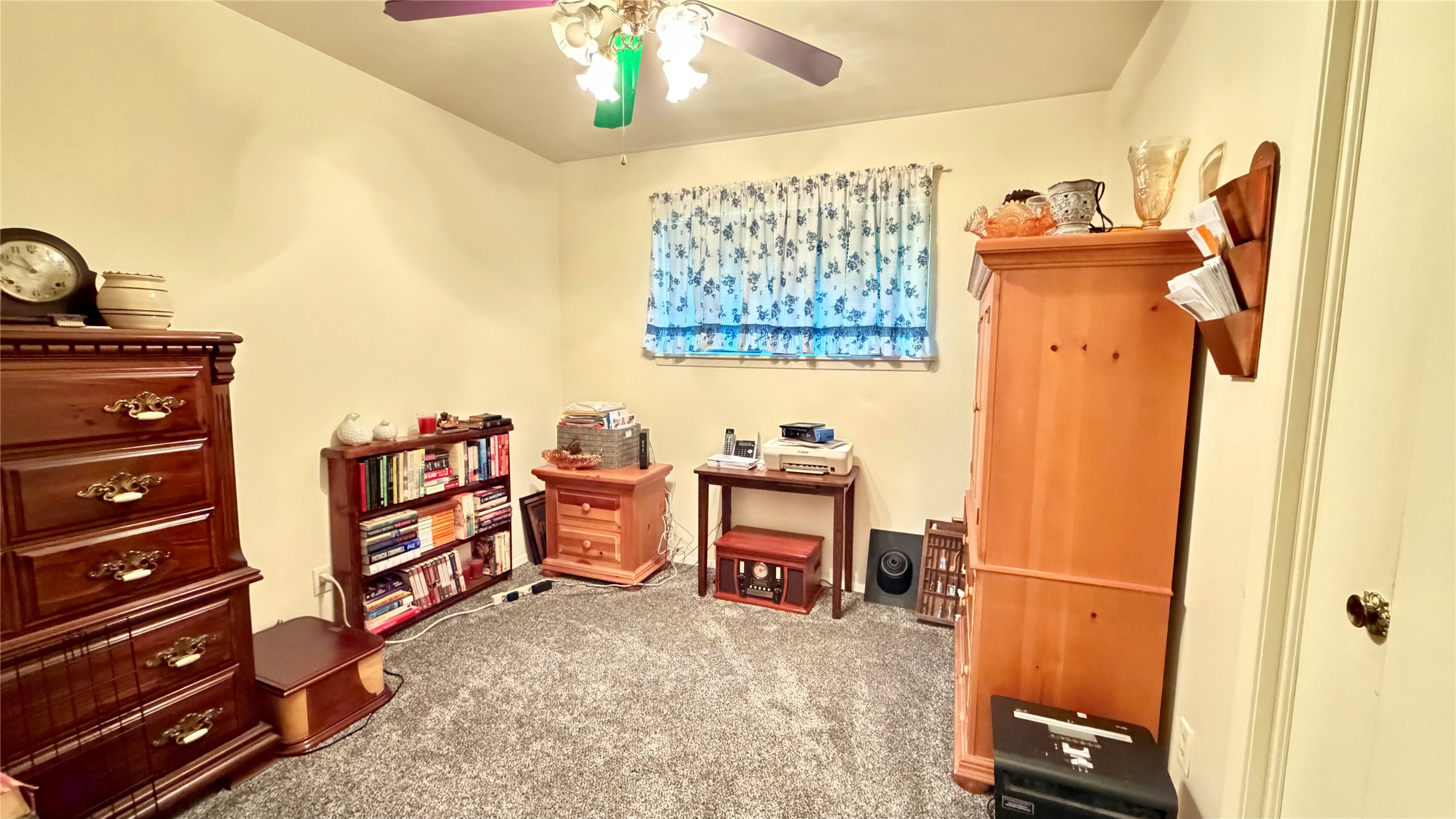 309 Glen Oaks
