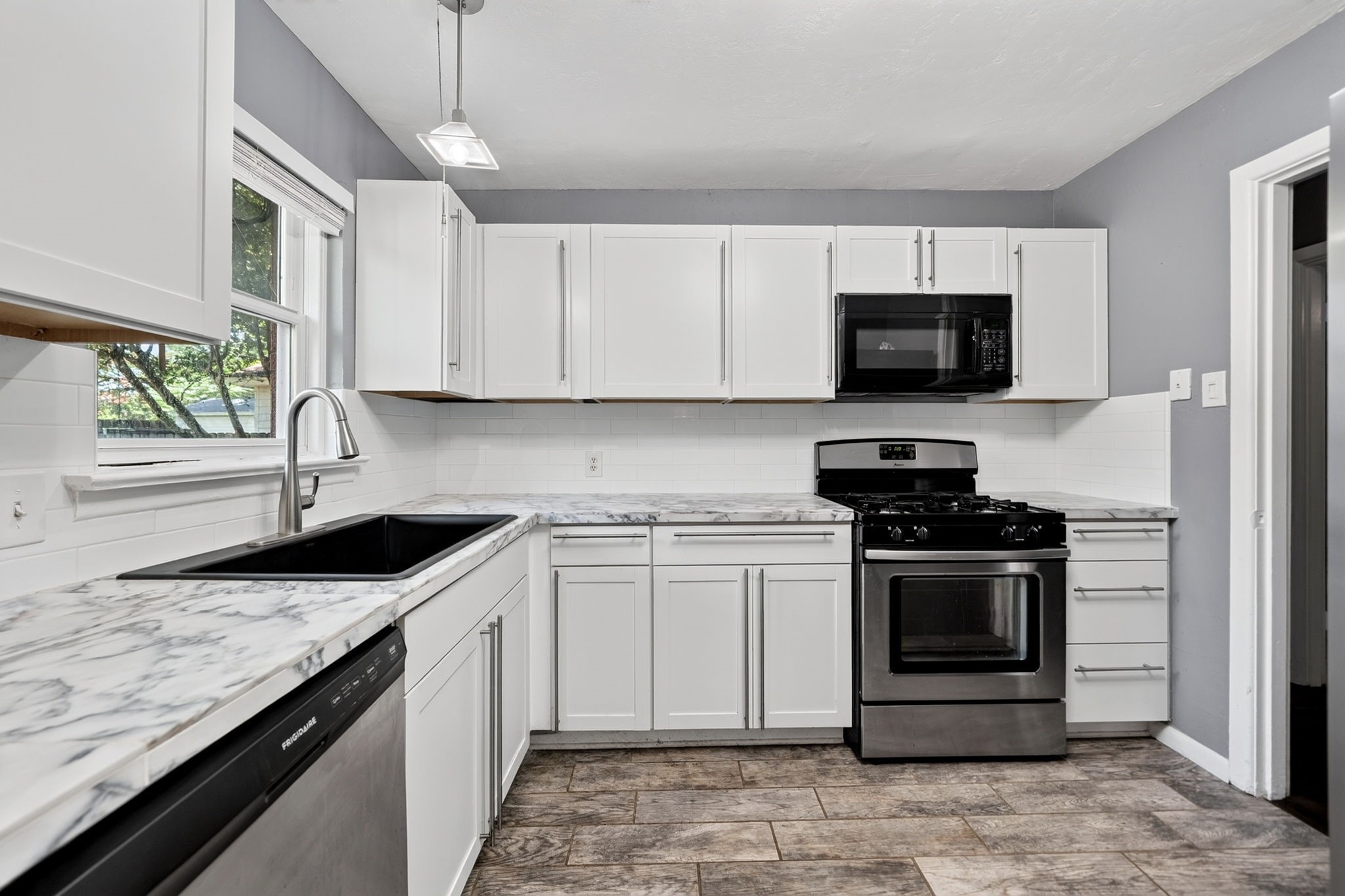 2729 Province Lane