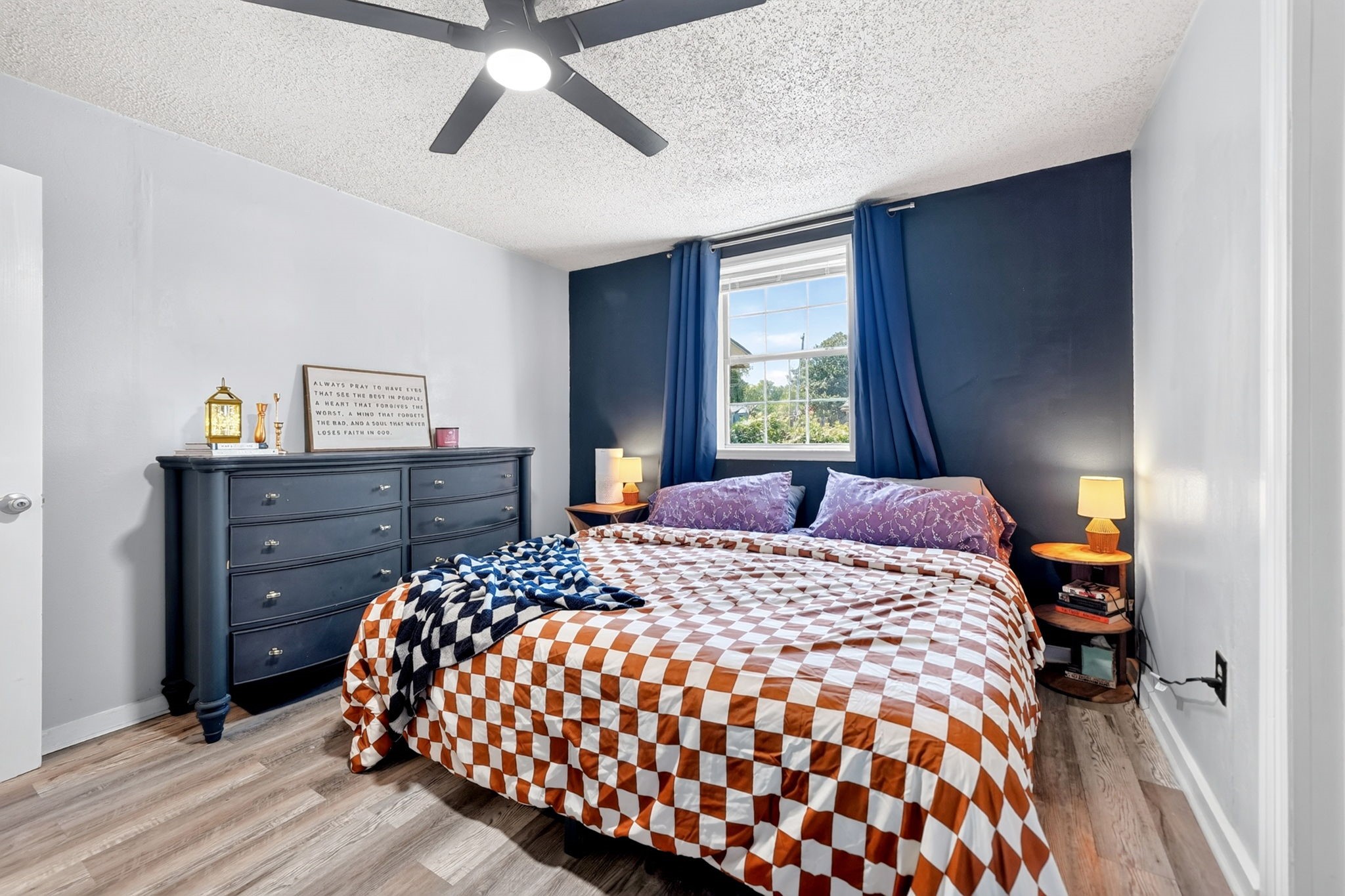 810 Edna Street