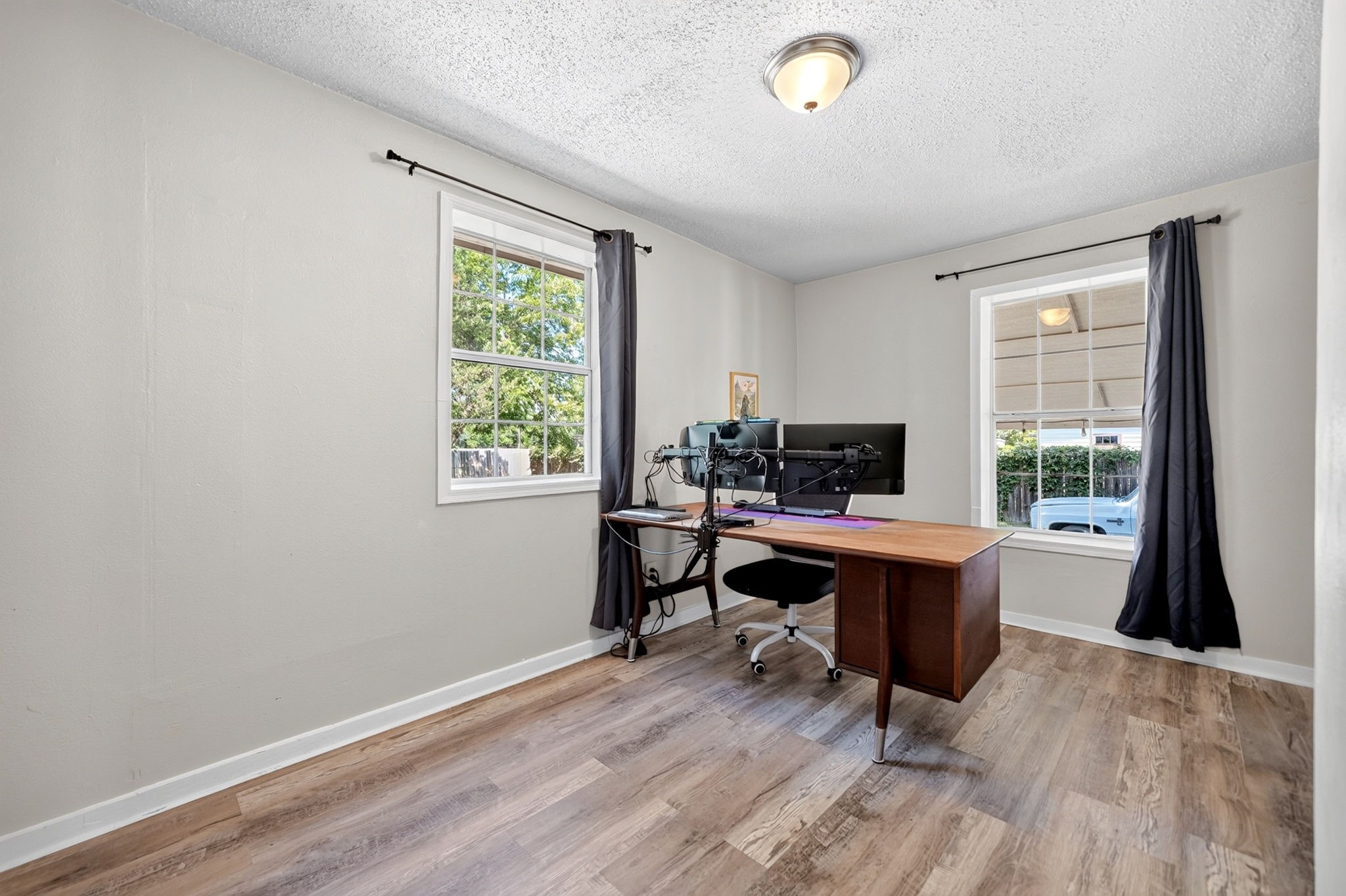 810 Edna Street