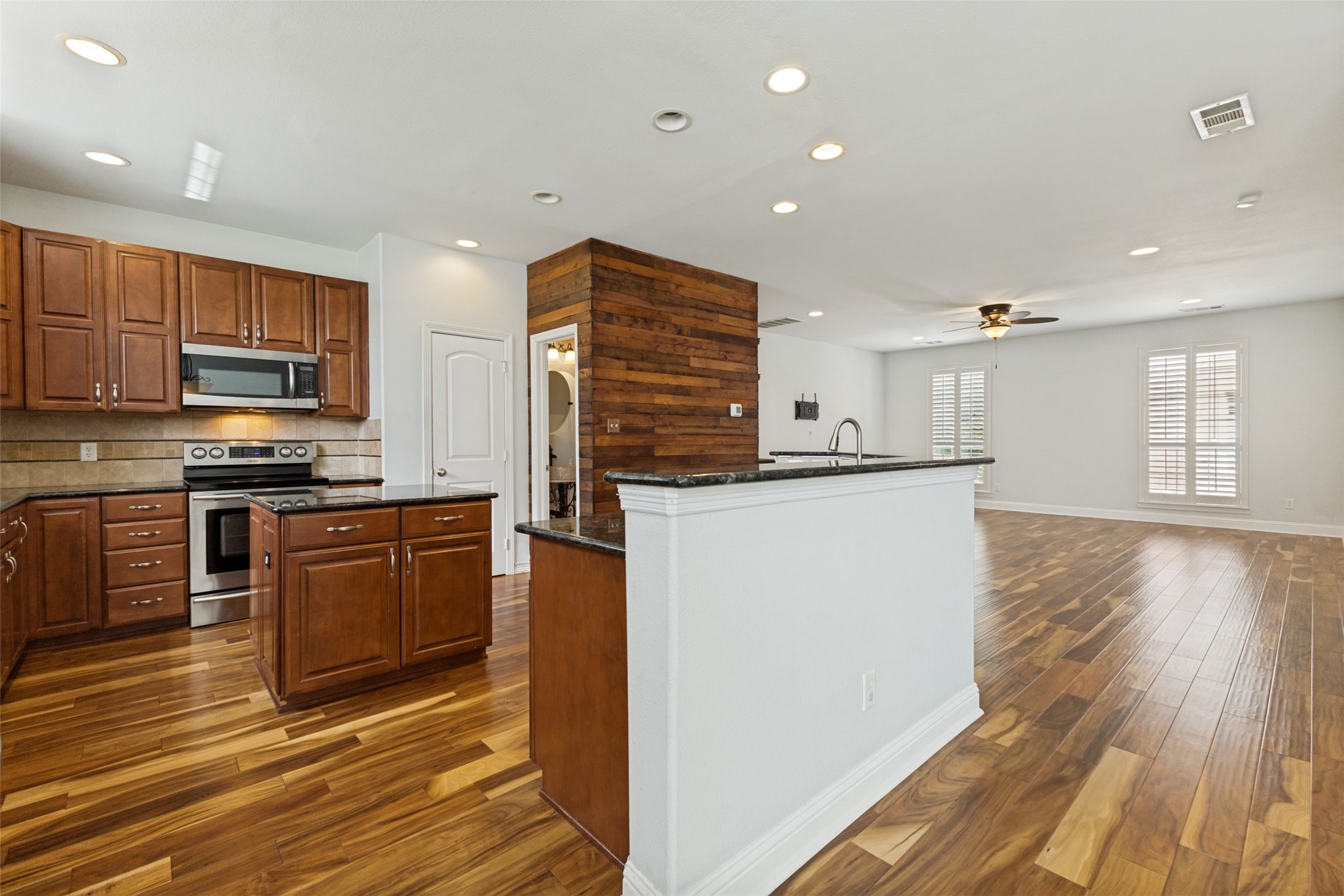 4002 Brownstone Court