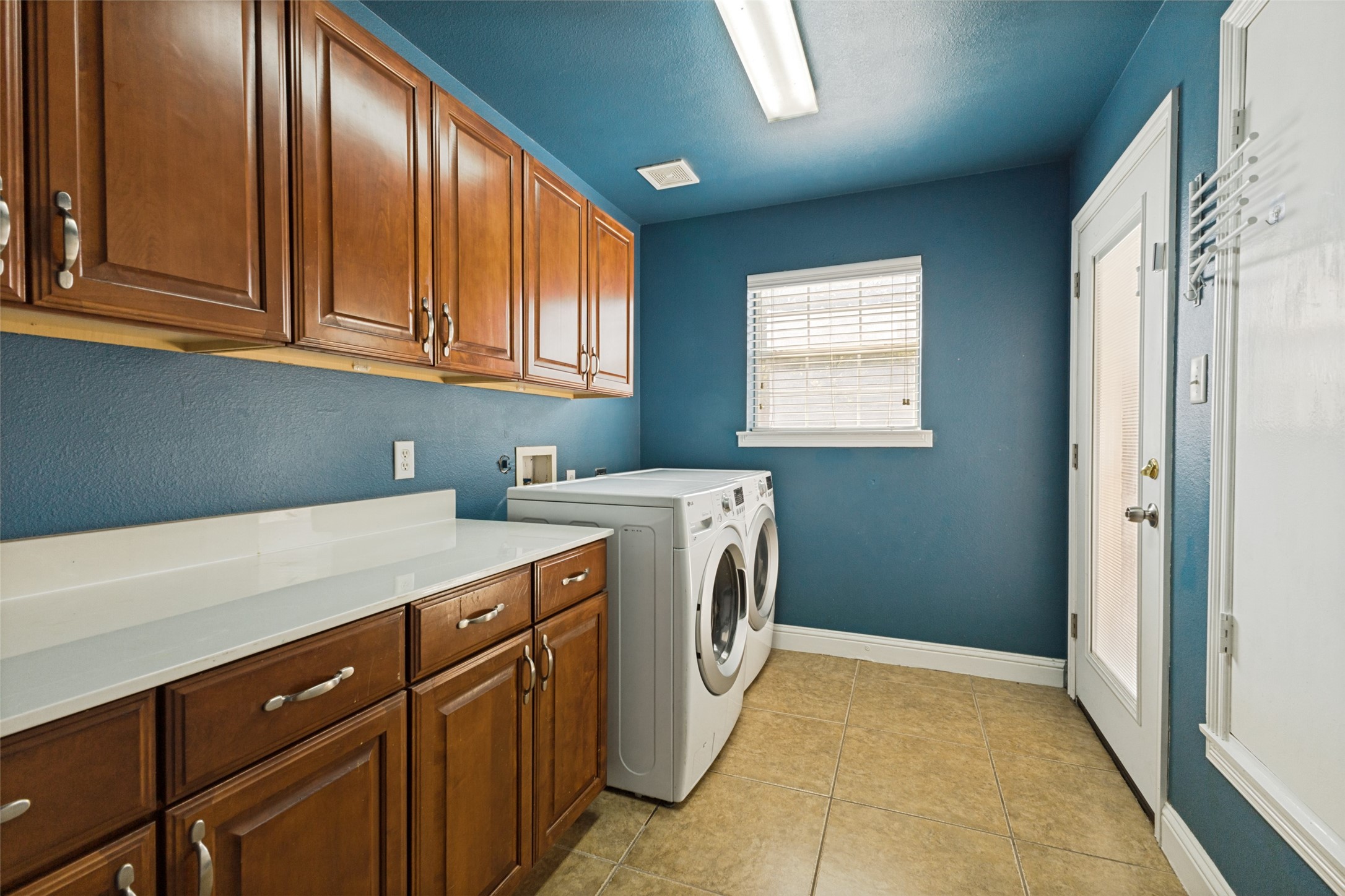 4002 Brownstone Court