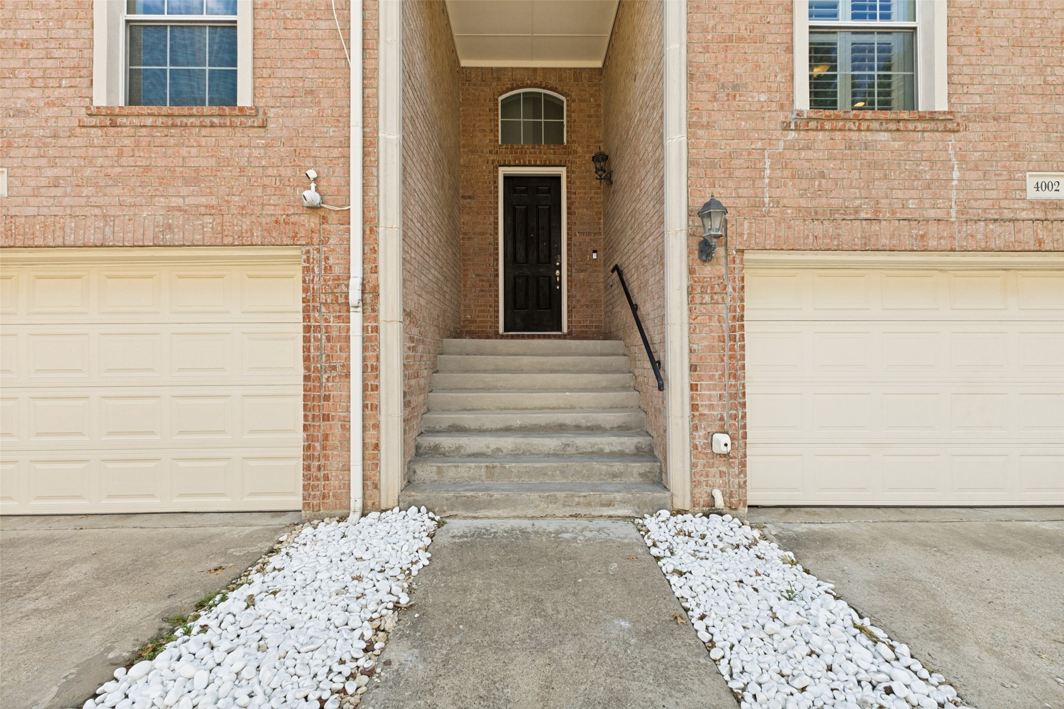4002 Brownstone Court