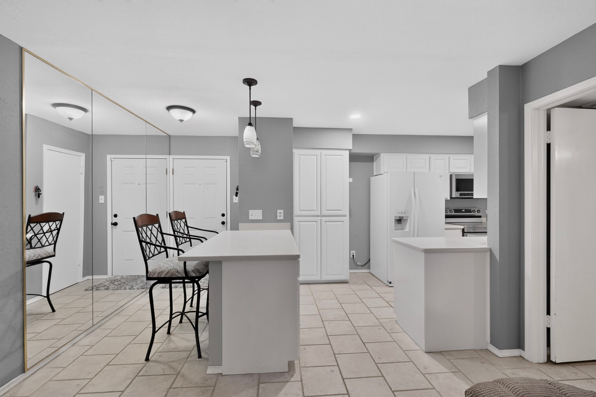 4028 Ridglea Country Club Drive # 8