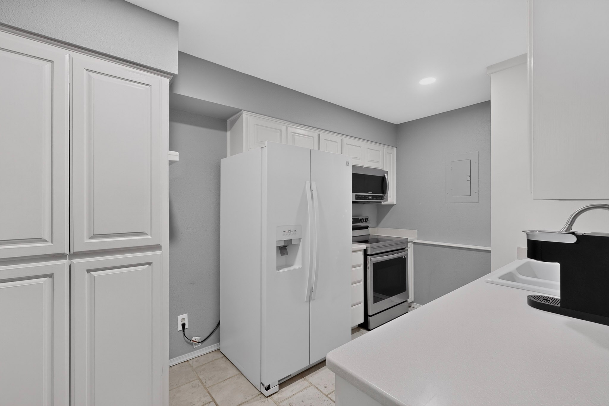 4028 Ridglea Country Club Drive # 8