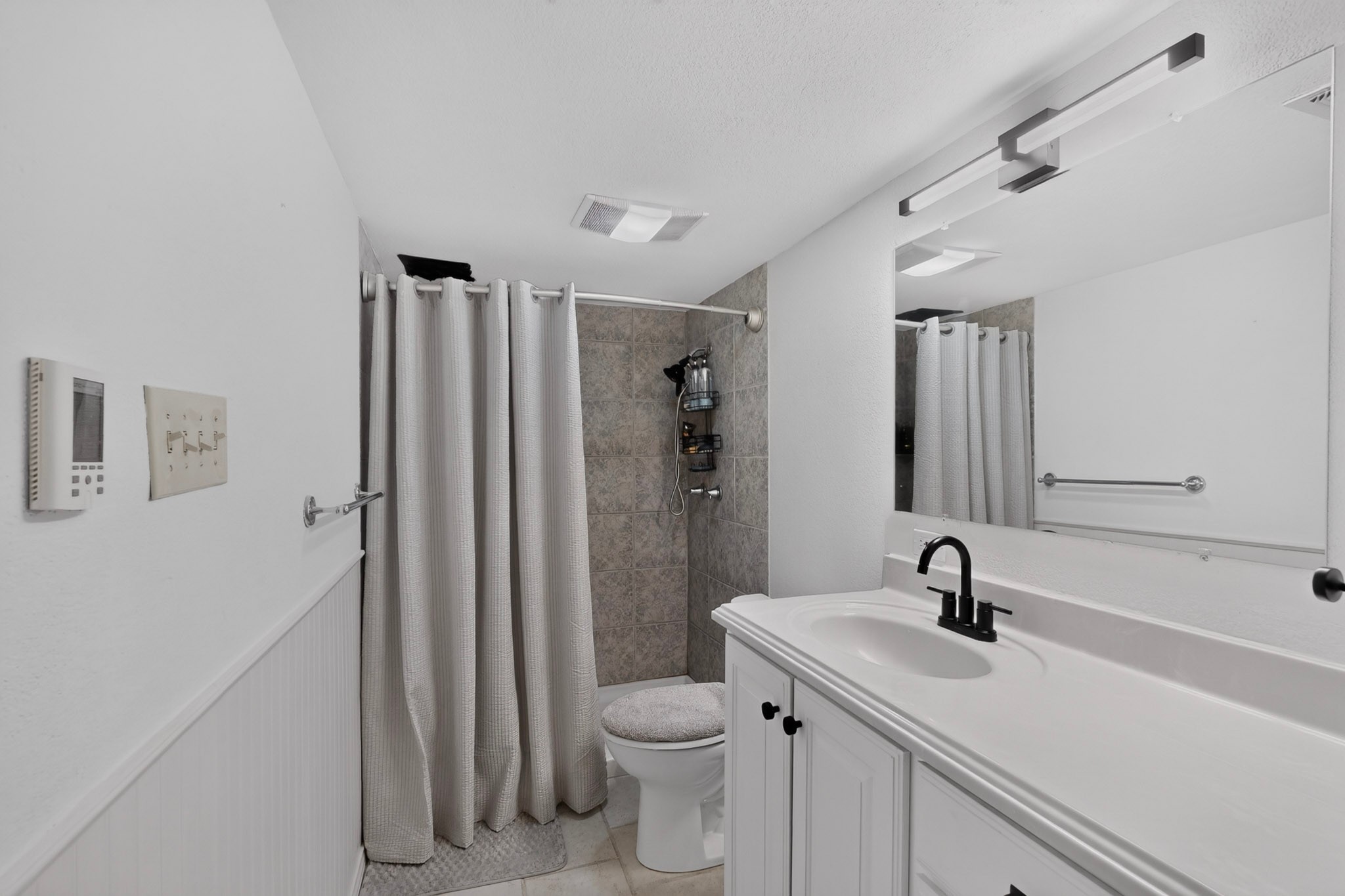 4028 Ridglea Country Club Drive # 8