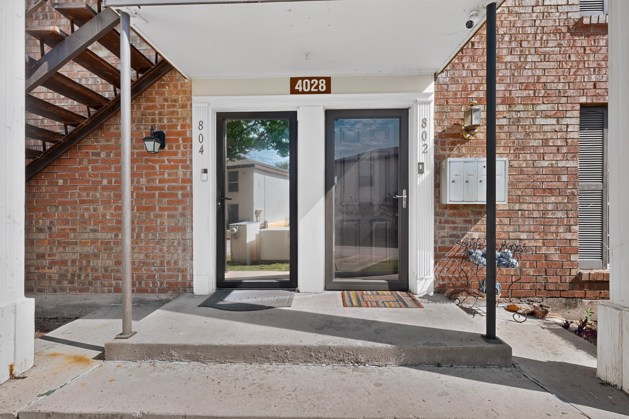 4028 Ridglea Country Club Drive # 8