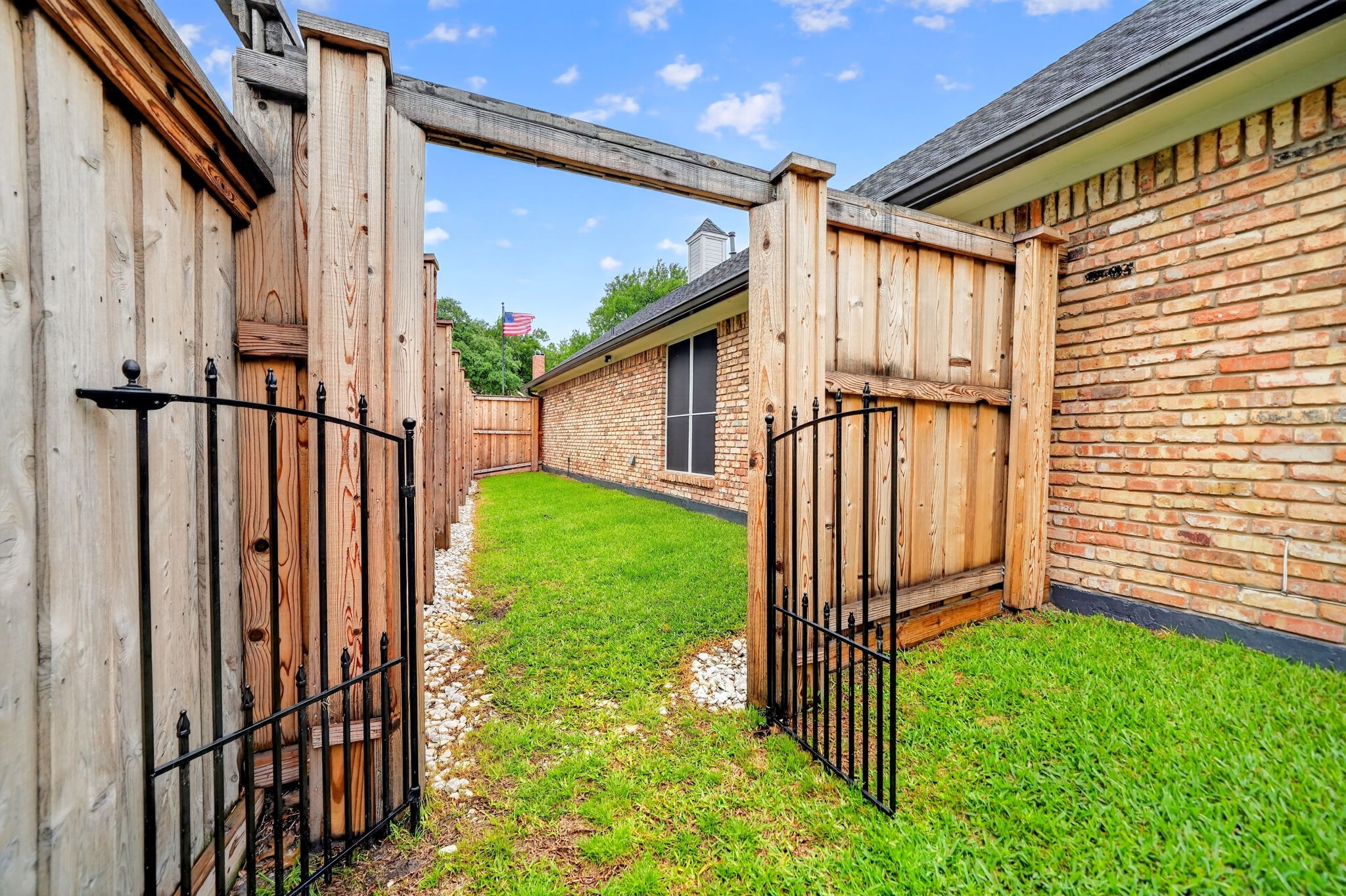 104 Easterner Place