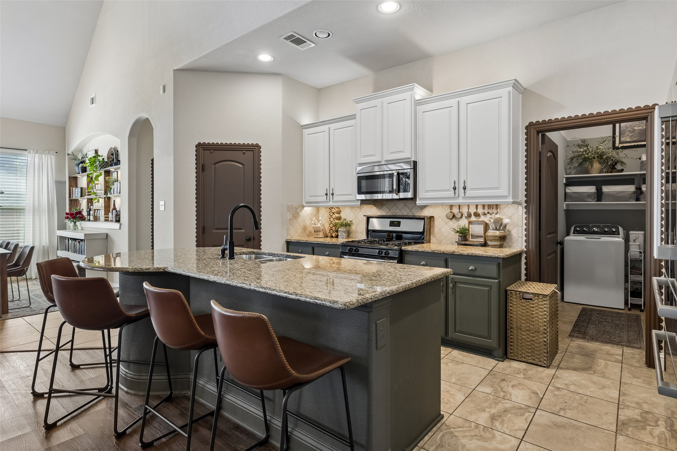 906 Bald Cypress Drive