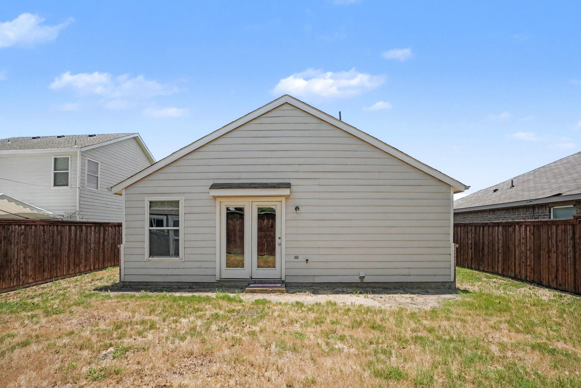 242 Turning Tree Road