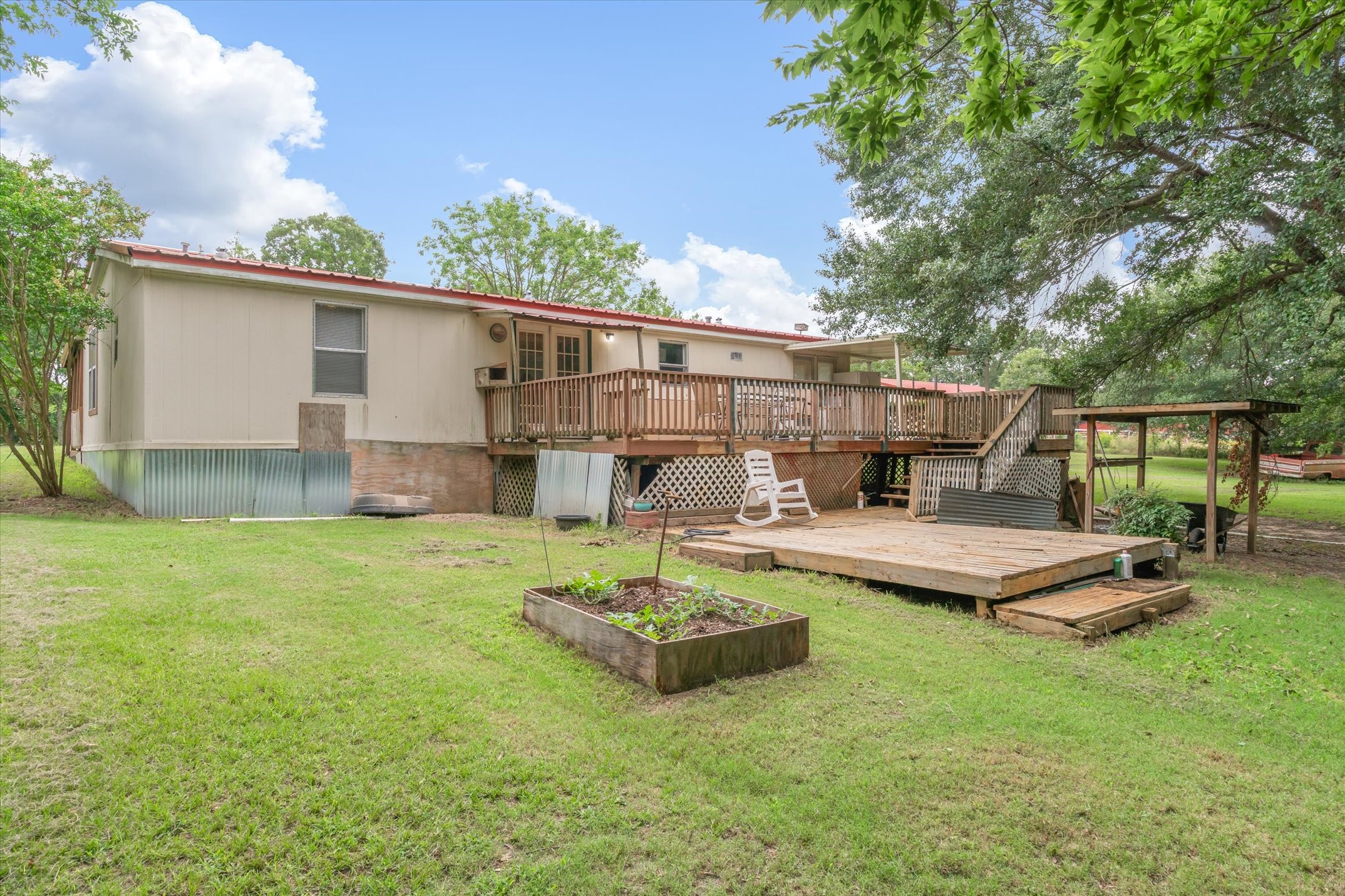 9556 County Road 2400