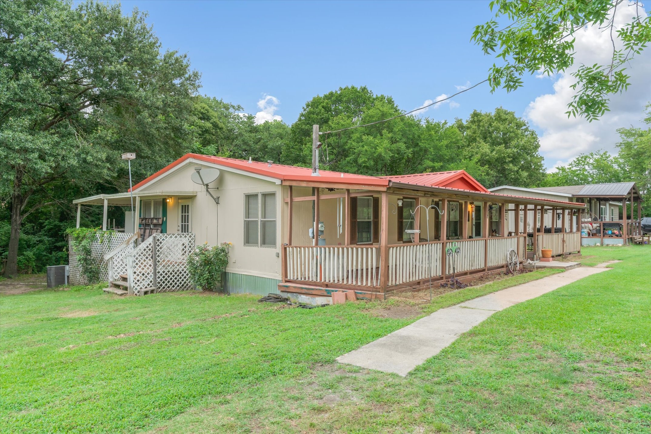 9556 County Road 2400