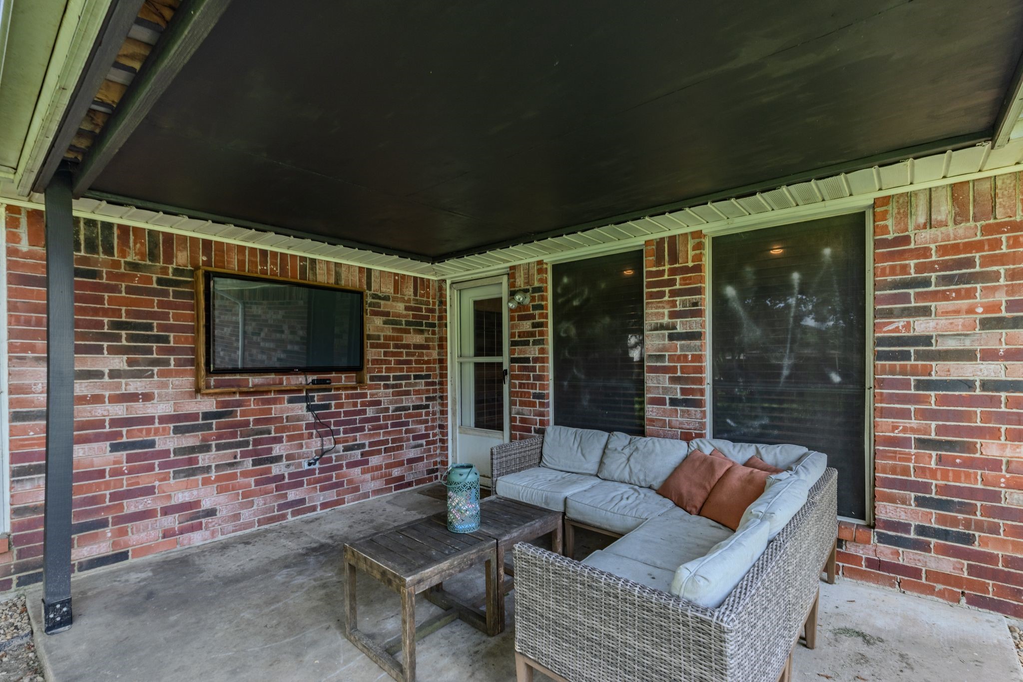 121 Curtis Lane
