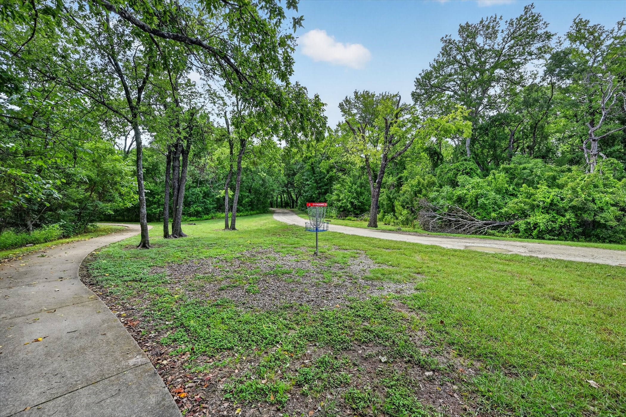 2633 Lakeside Drive
