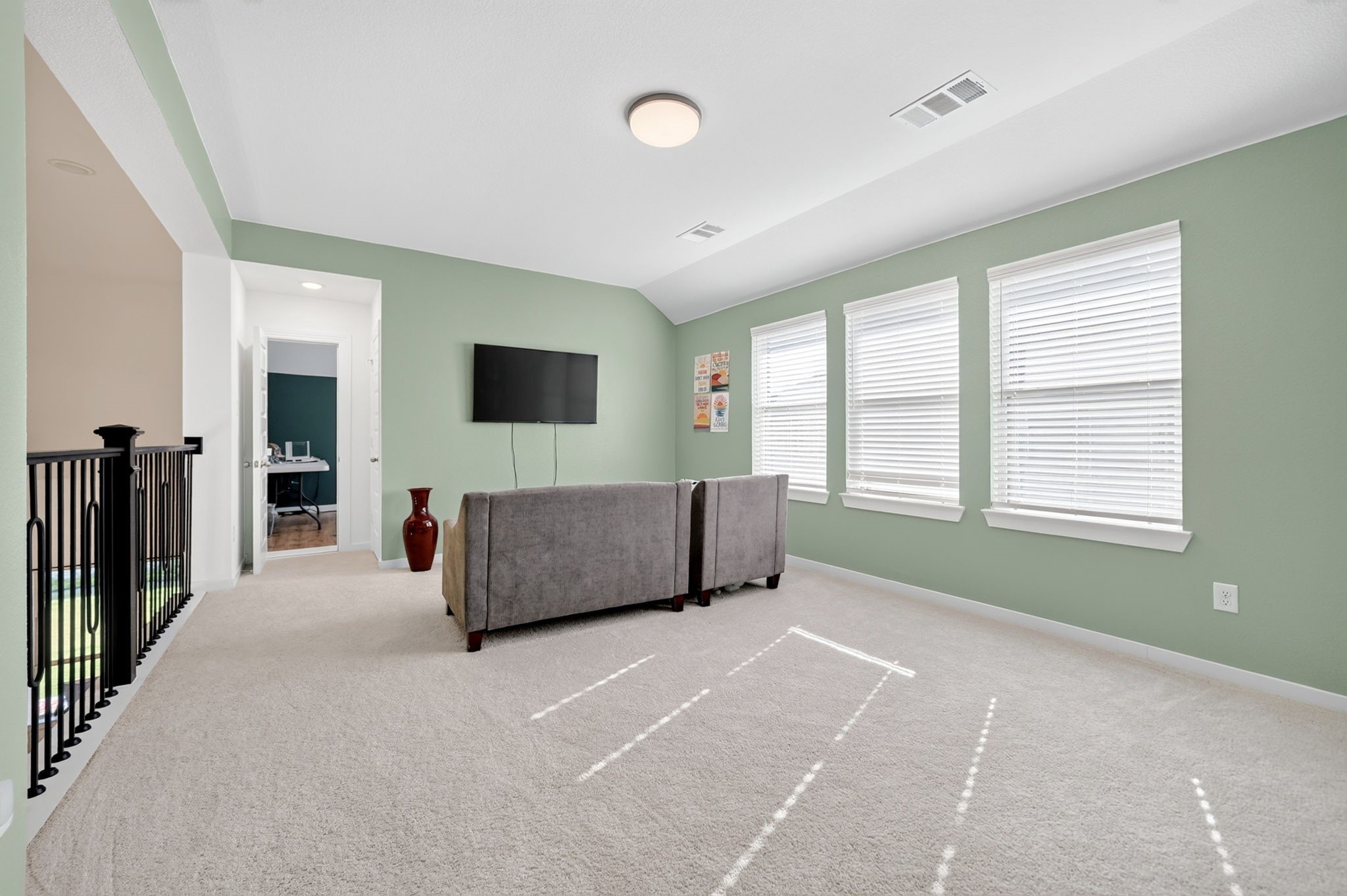 1819 Moscatel Lane