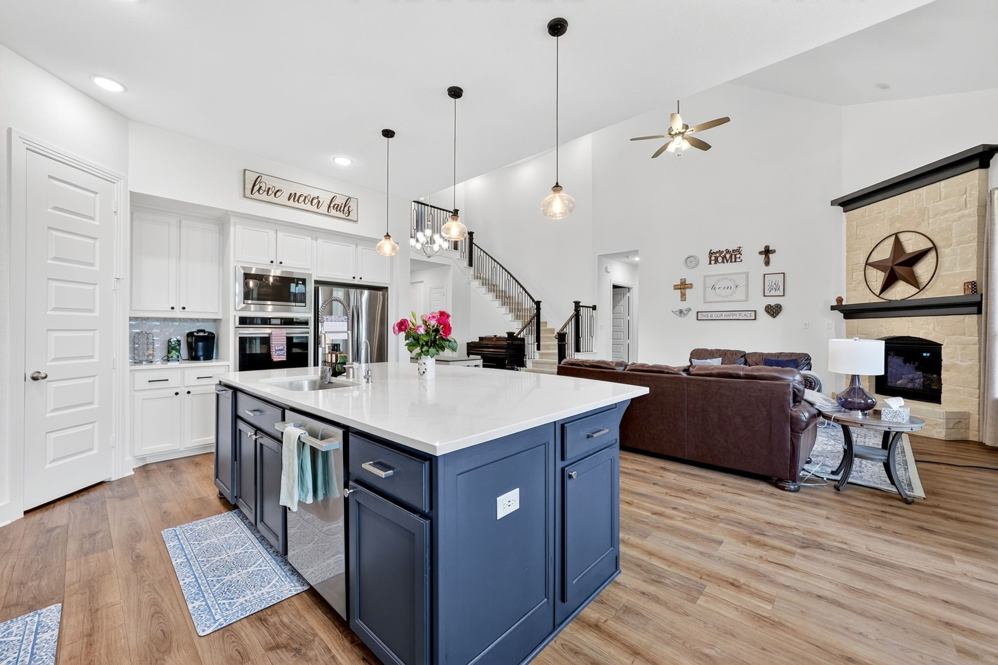1819 Moscatel Lane