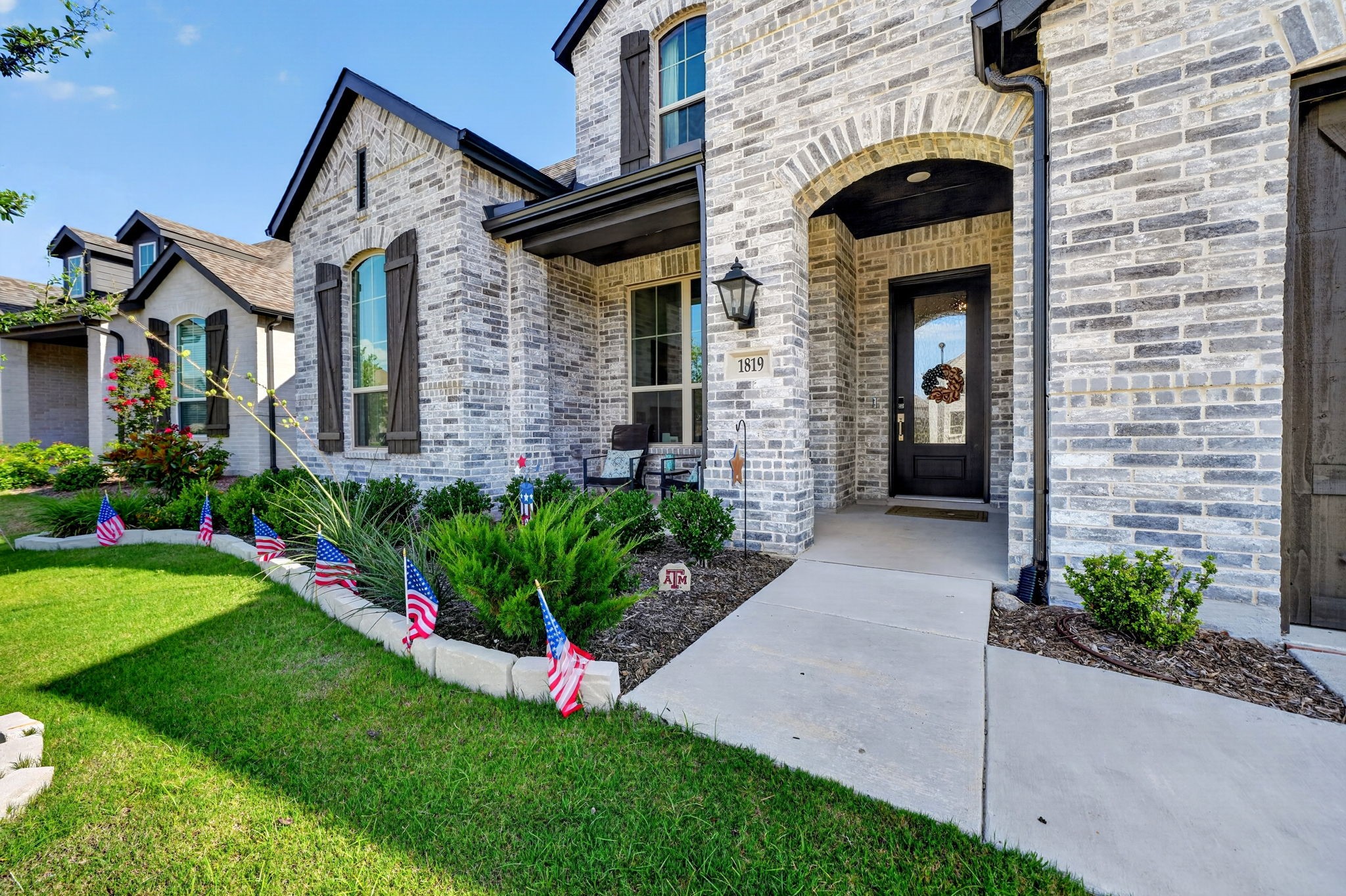 1819 Moscatel Lane