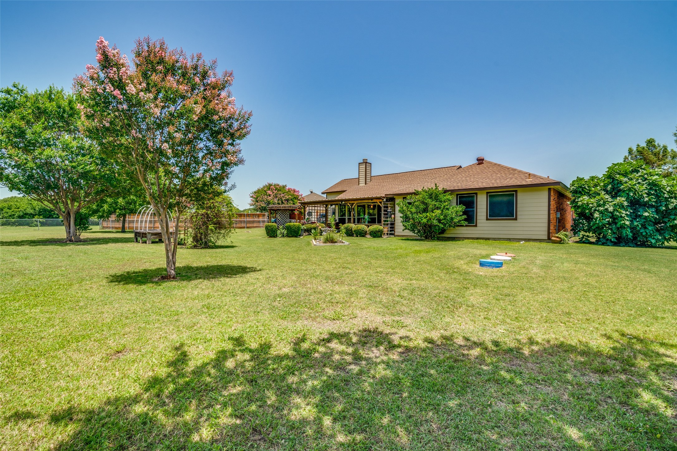 6626 Meadow Ridge Circle