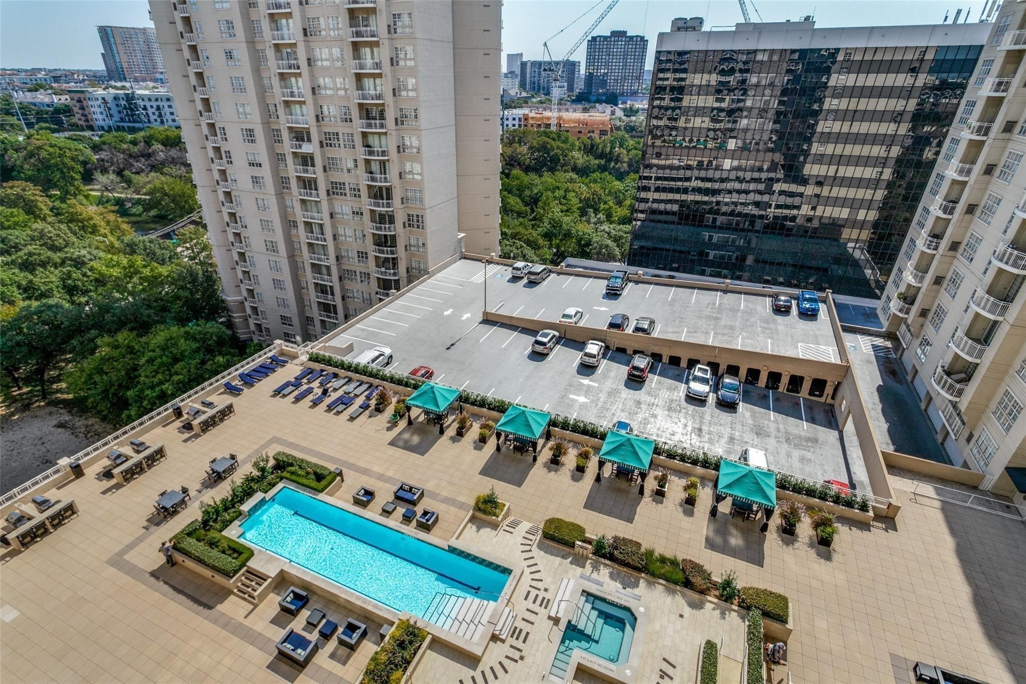 3225 Turtle Creek Boulevard 1235