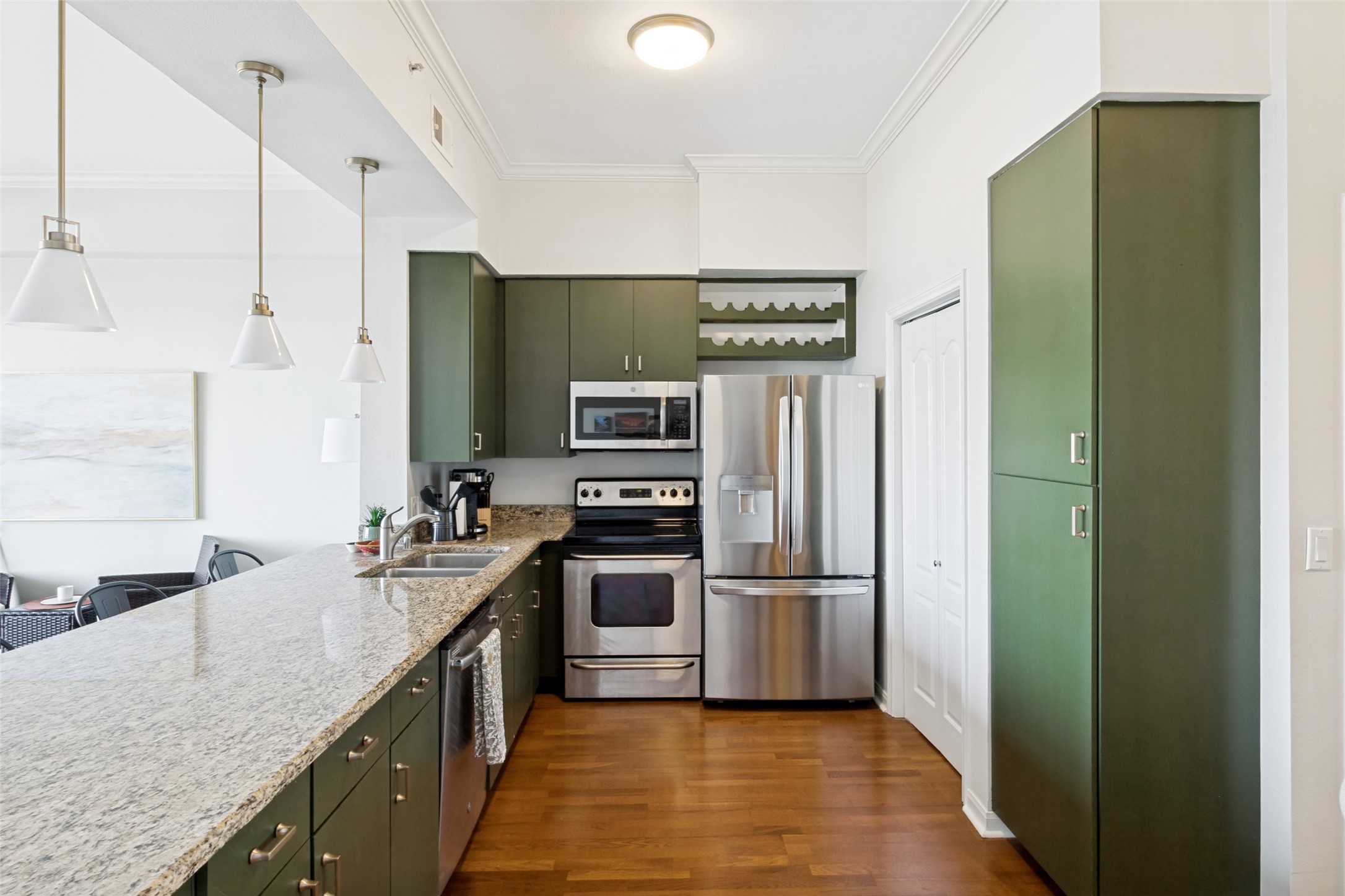 3225 Turtle Creek Boulevard 1134
