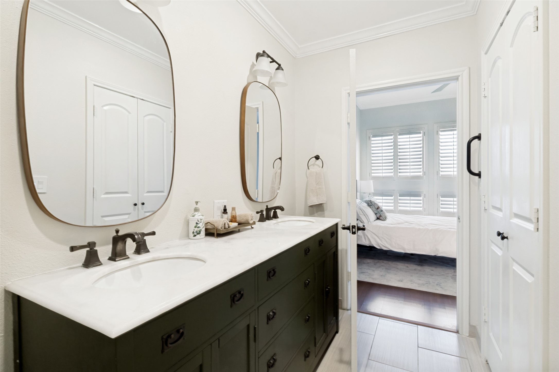 3225 Turtle Creek Boulevard 1134
