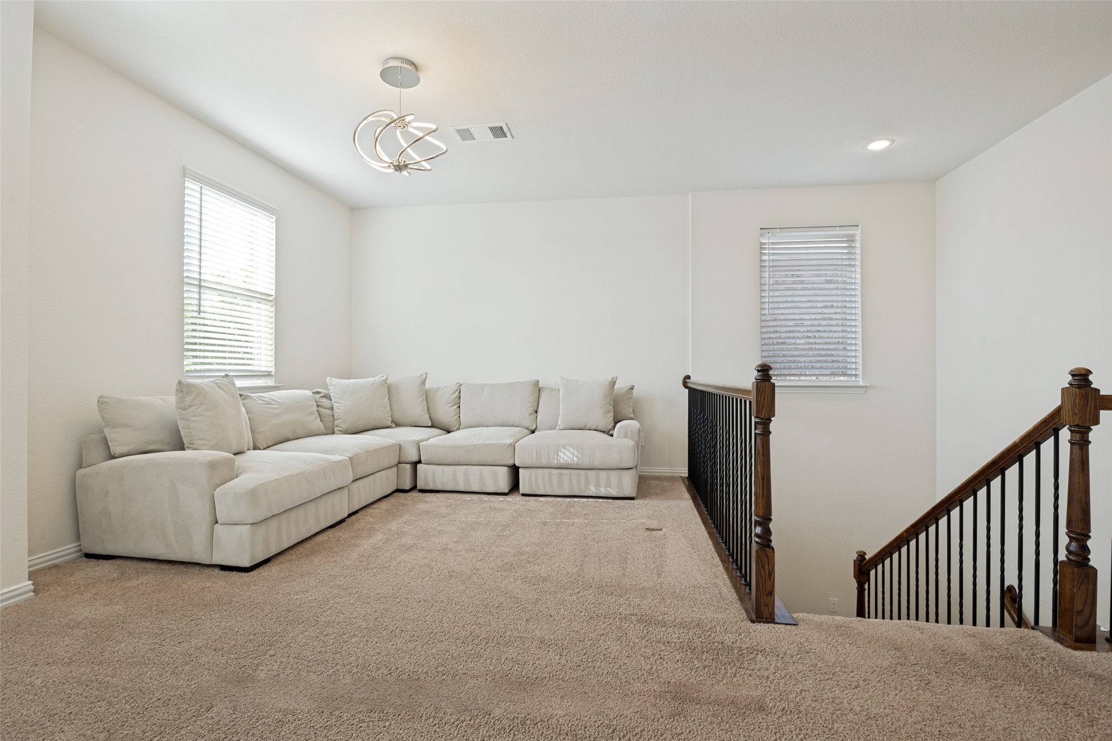 301 Kennewick Drive