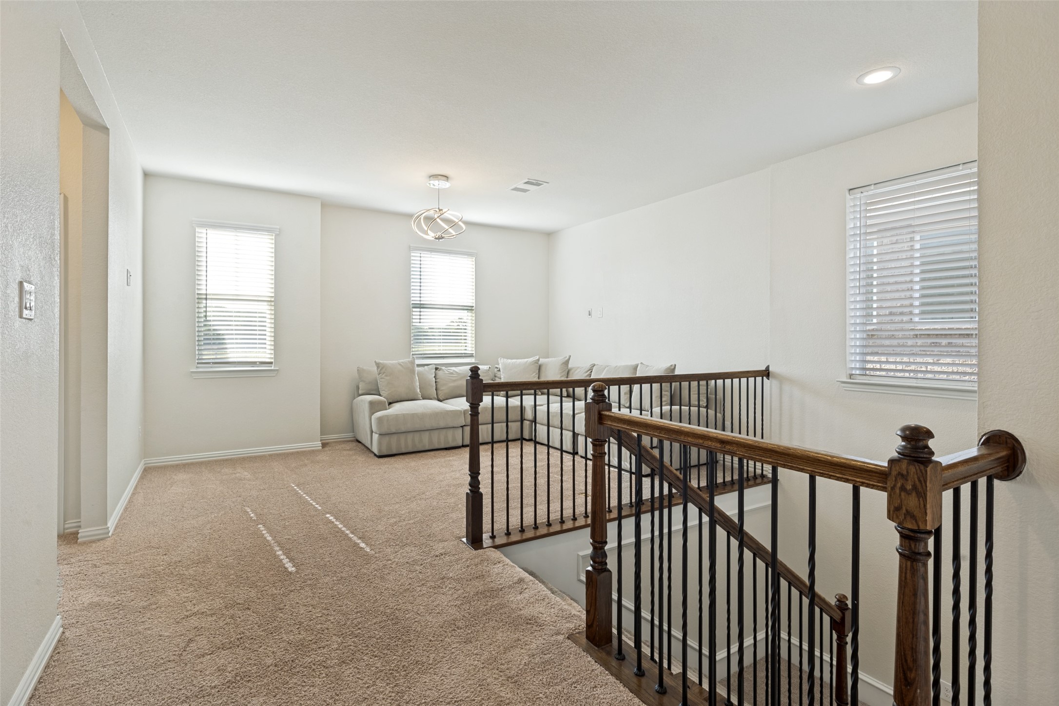 301 Kennewick Drive