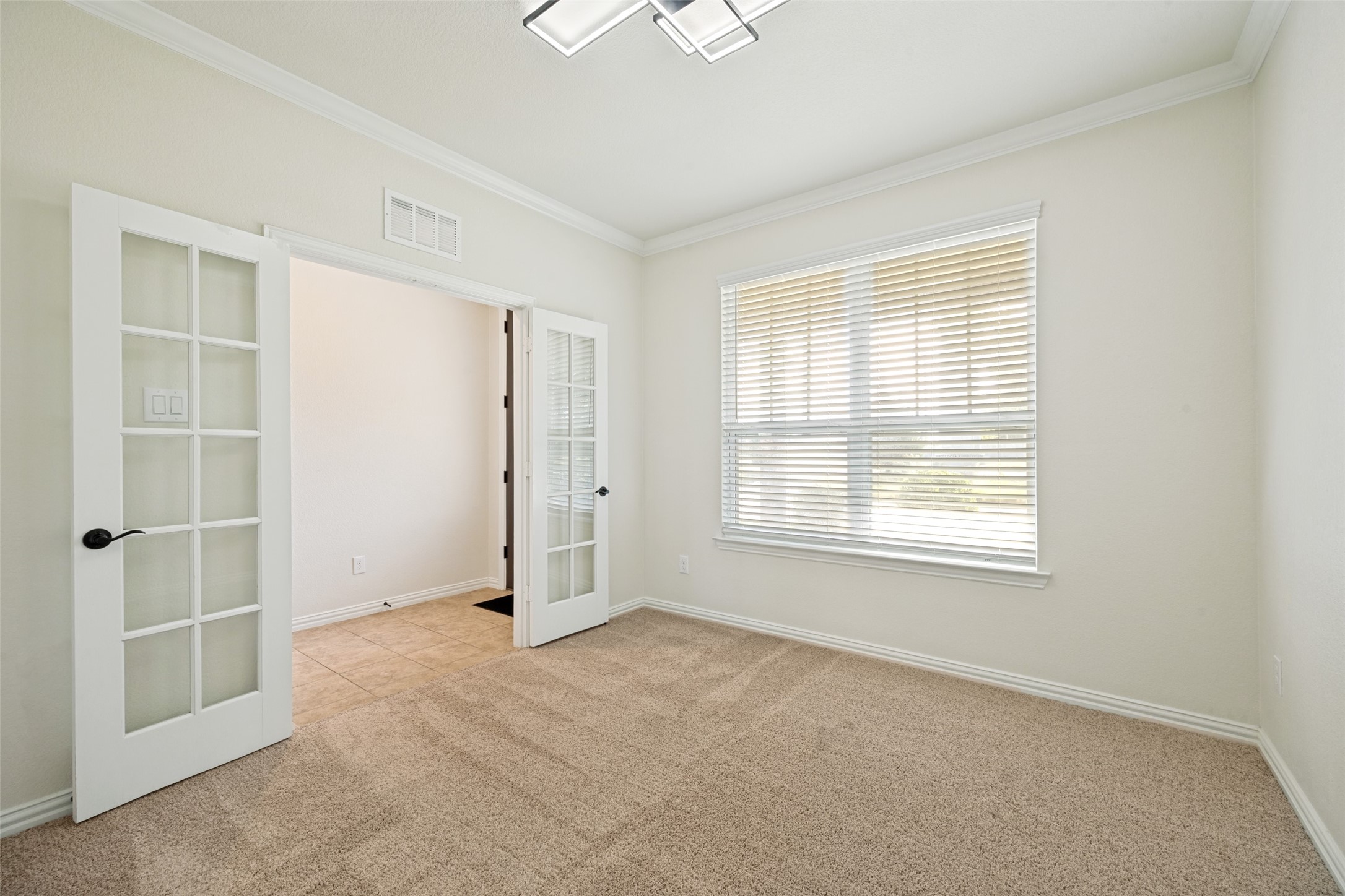 301 Kennewick Drive
