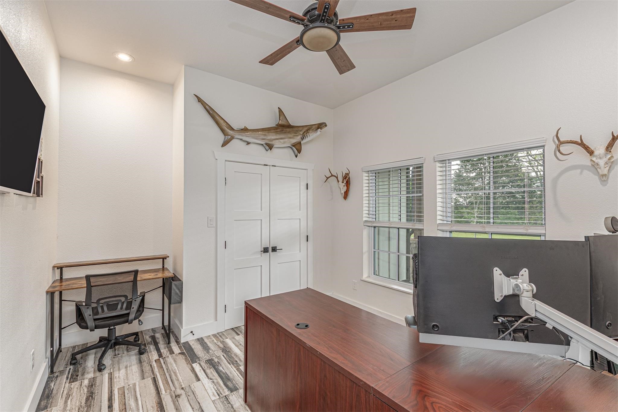 4886 County Road 1037