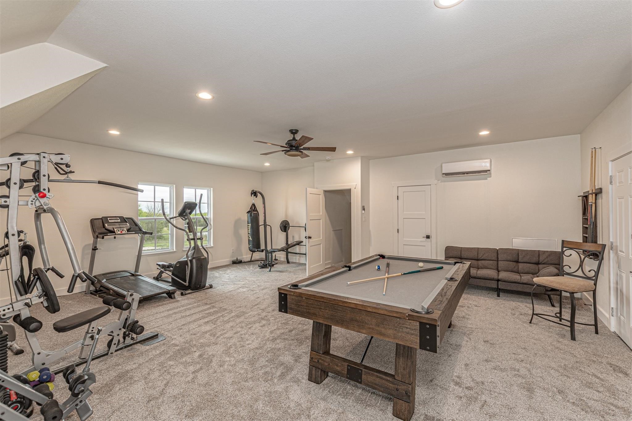 4886 County Road 1037
