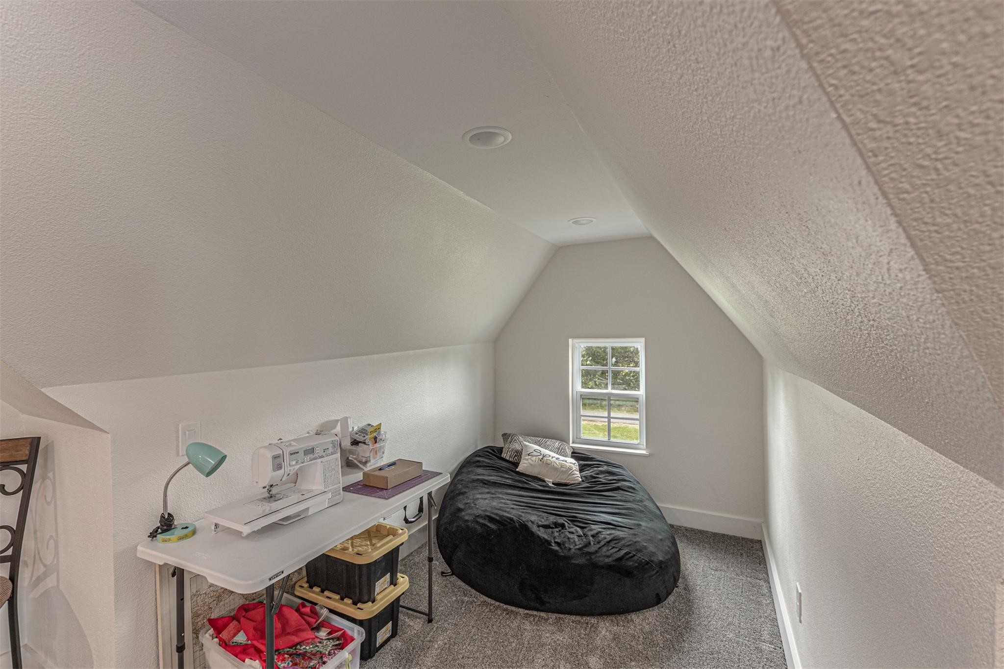 4886 County Road 1037