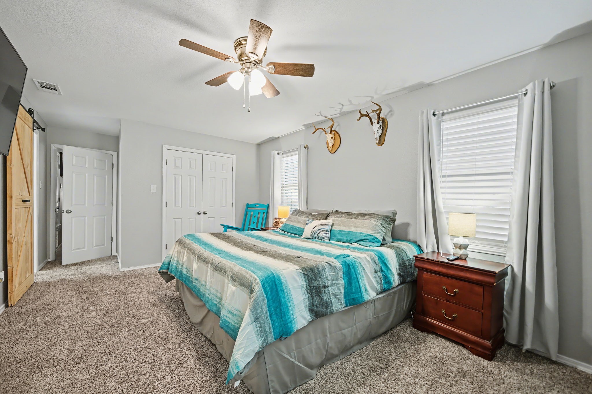 762 Oak Leaf Trail